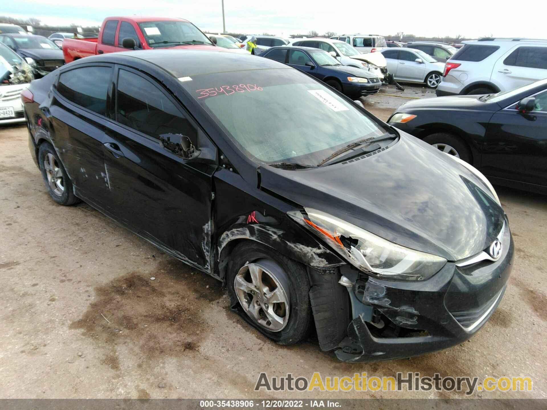 HYUNDAI ELANTRA SE, KMHDH4AE3EU217209