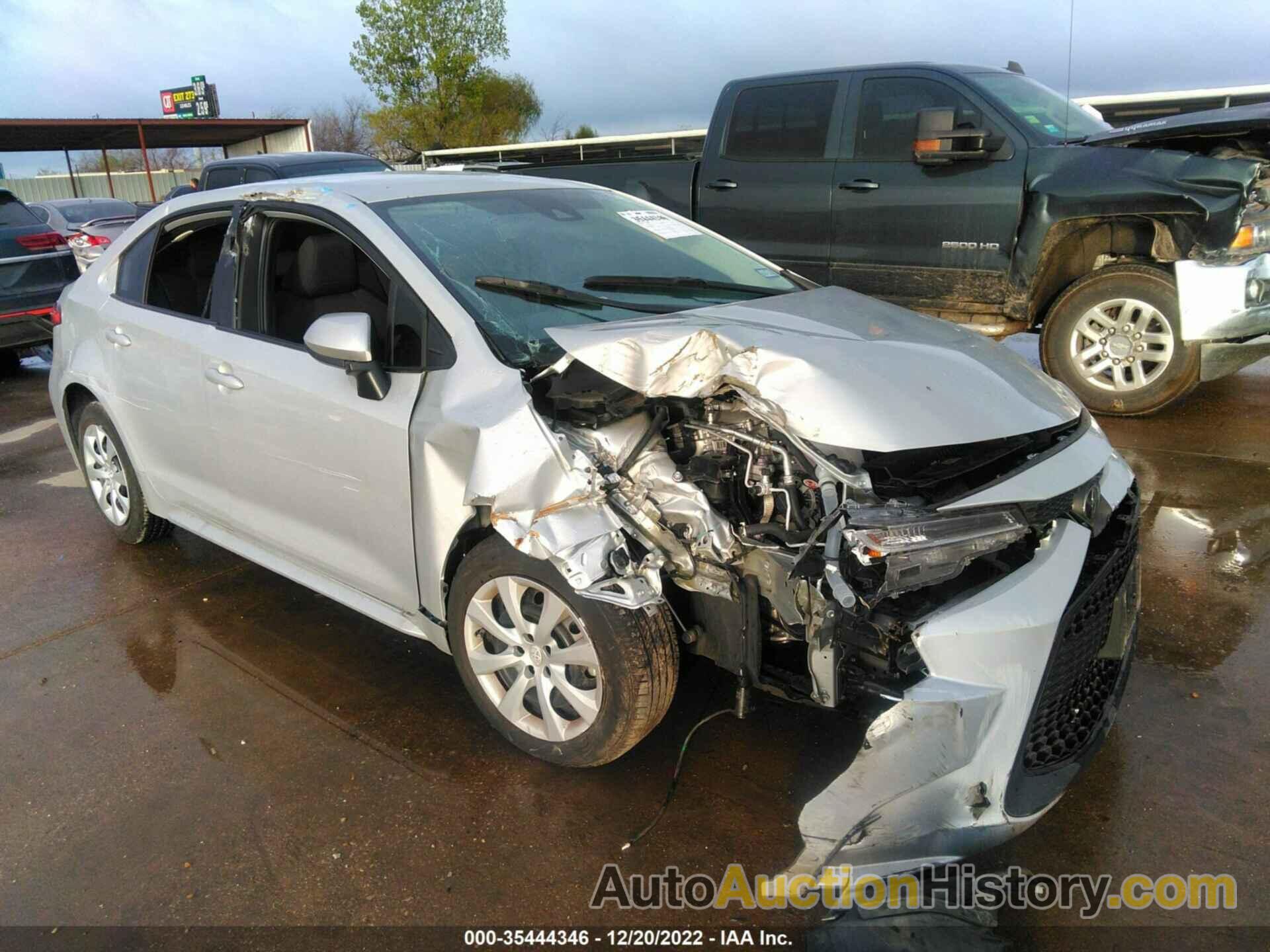 TOYOTA COROLLA LE, 5YFEPMAE6NP335702