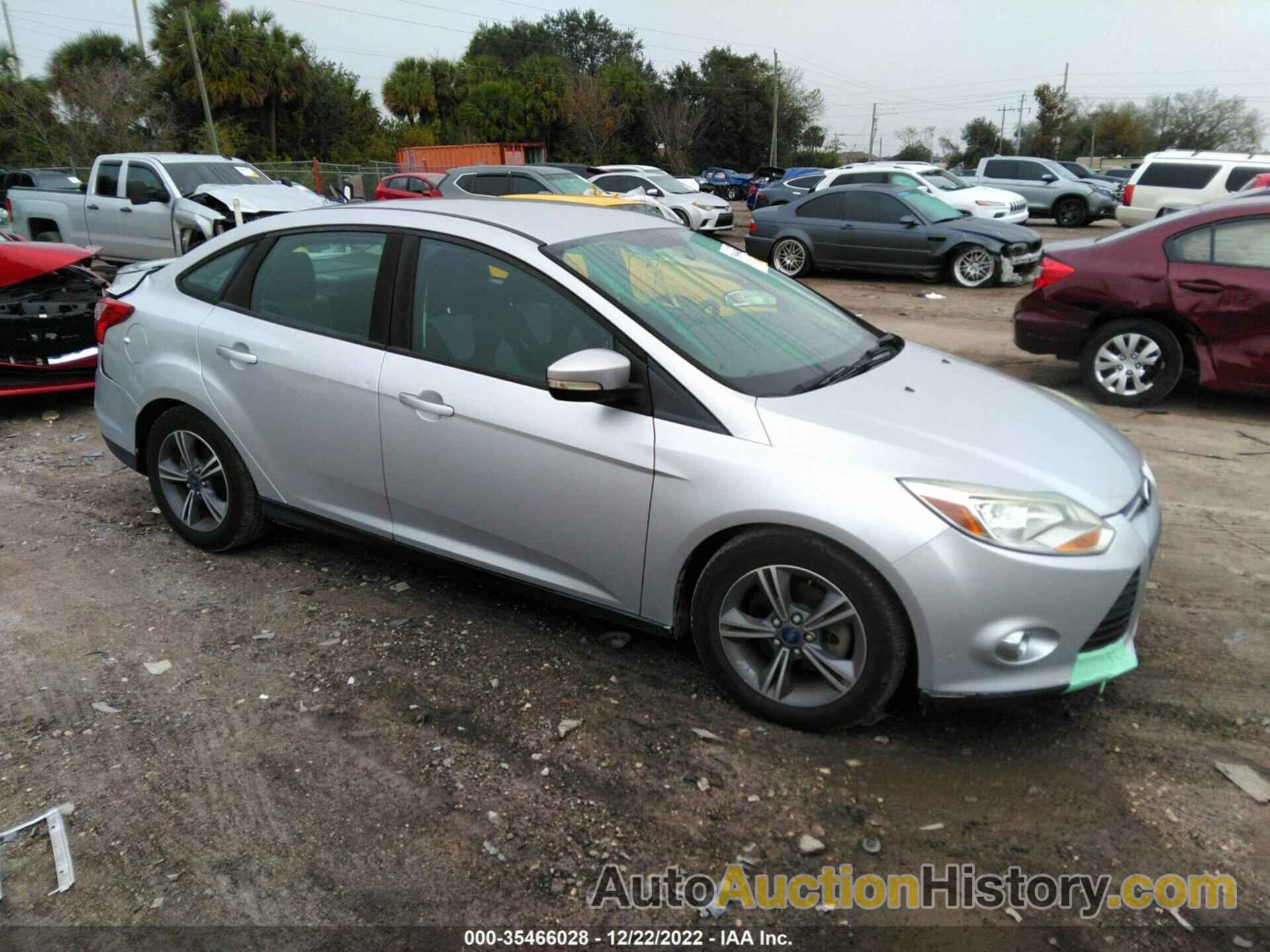 FORD FOCUS SE, 1FADP3F27EL293141