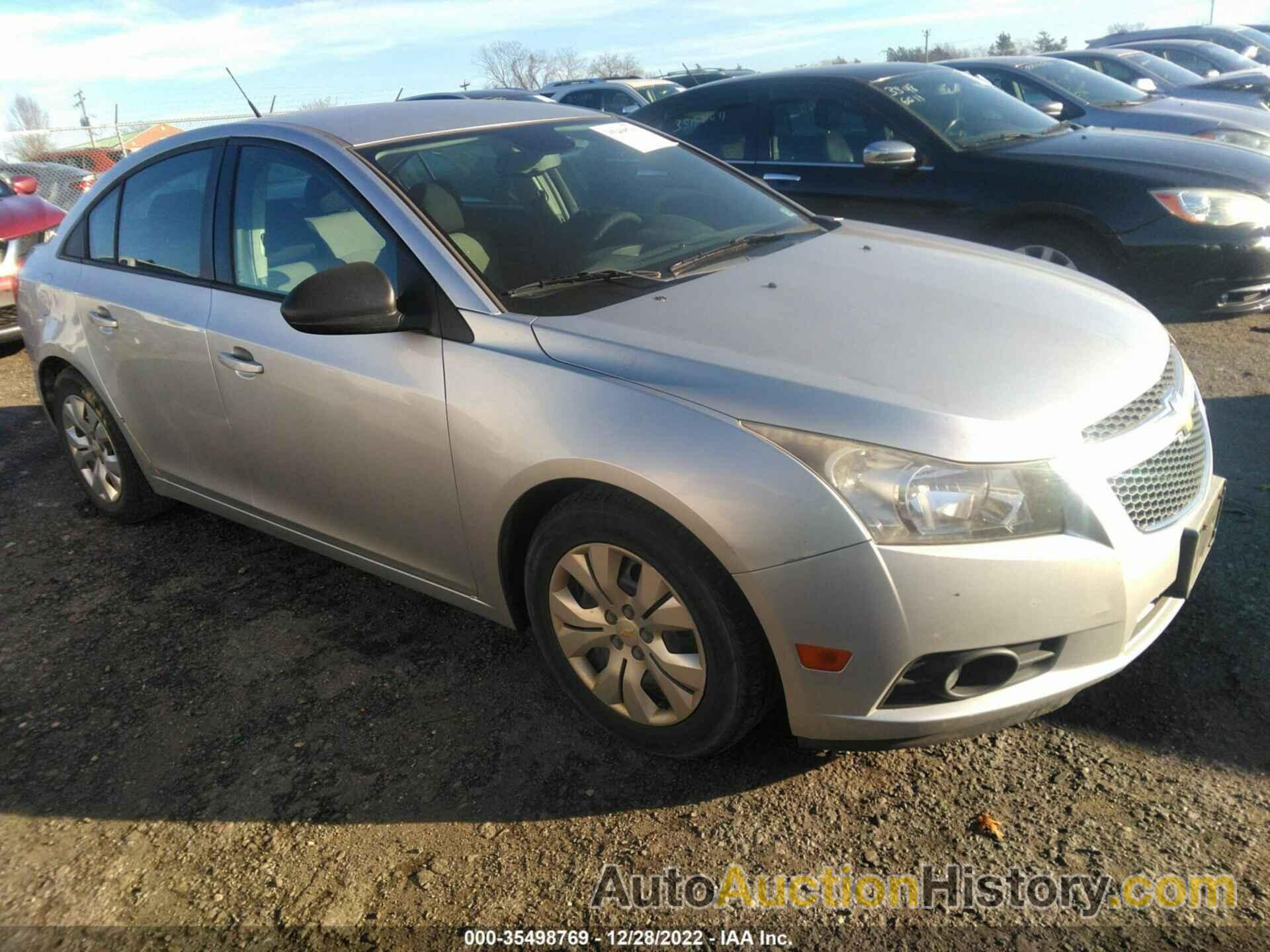 CHEVROLET CRUZE LS, 1G1PA5SH7D7136255