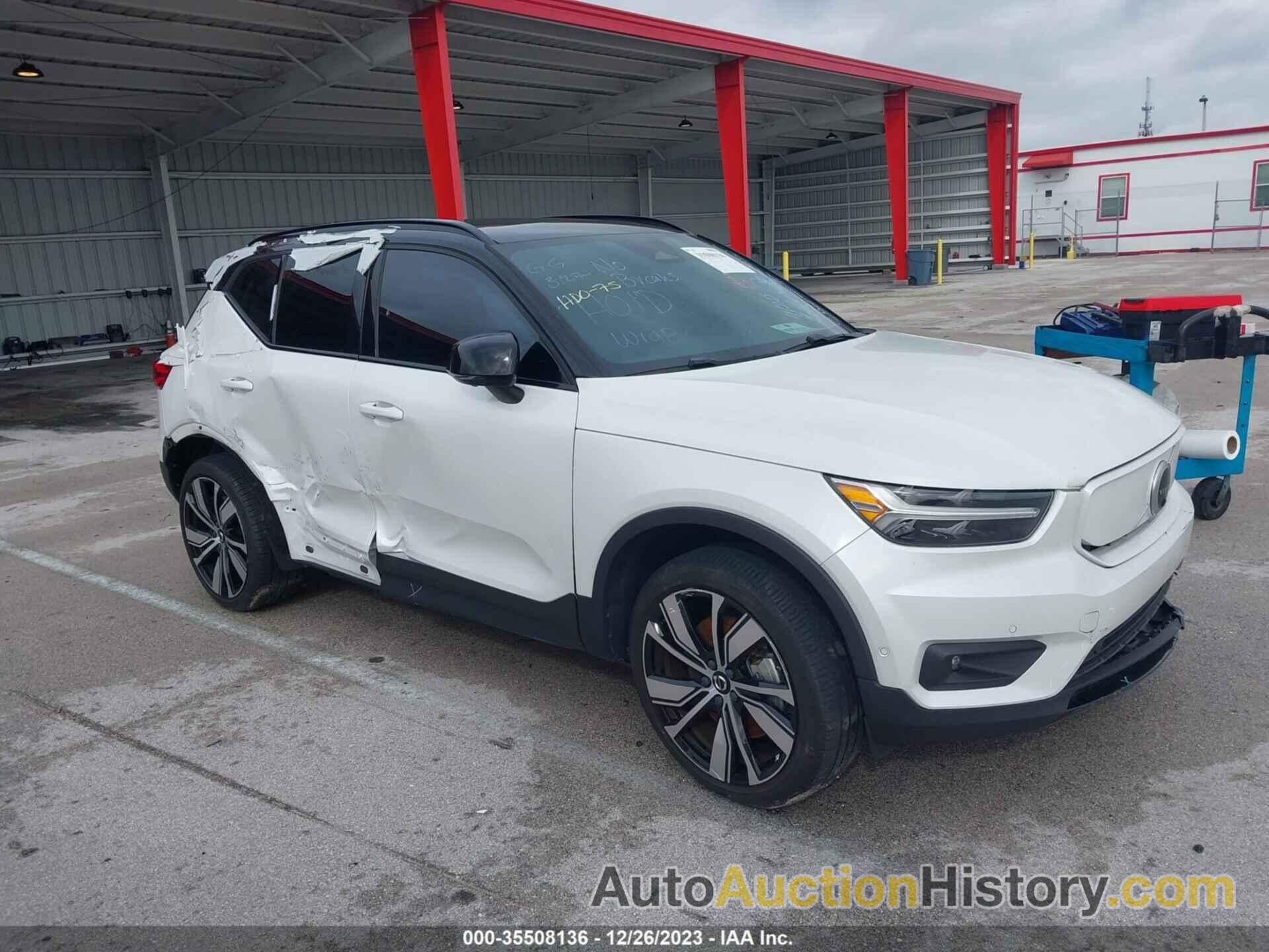 VOLVO XC40 RECHARGE PURE ELECTRIC P8 TWIN PLUS, YV4ED3UR4N2652665