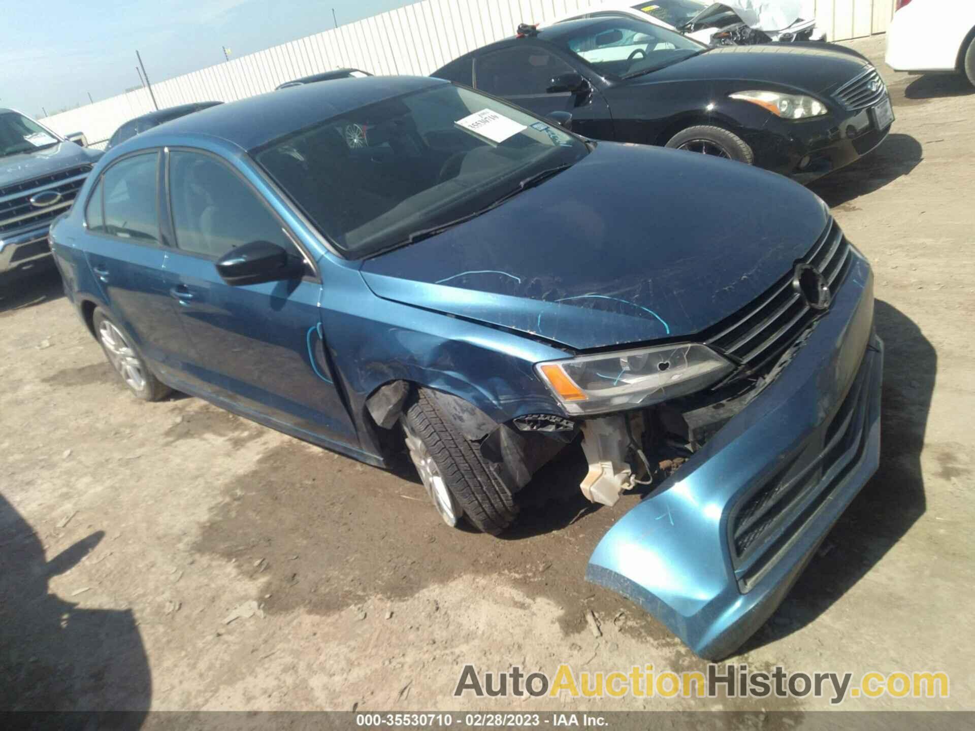 VOLKSWAGEN JETTA 2.0L S, 3VW2K7AJ2FM213084