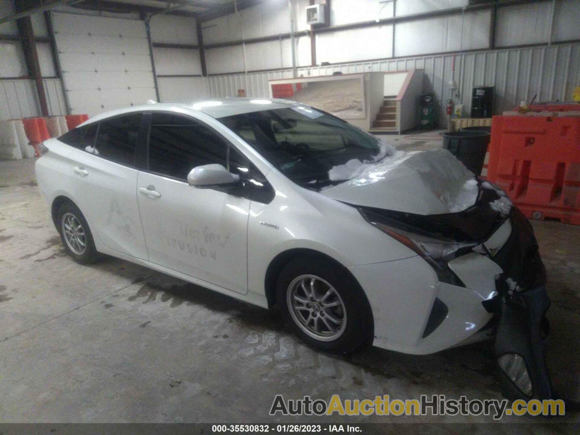 TOYOTA PRIUS FOUR, JTDKARFU2G3016908