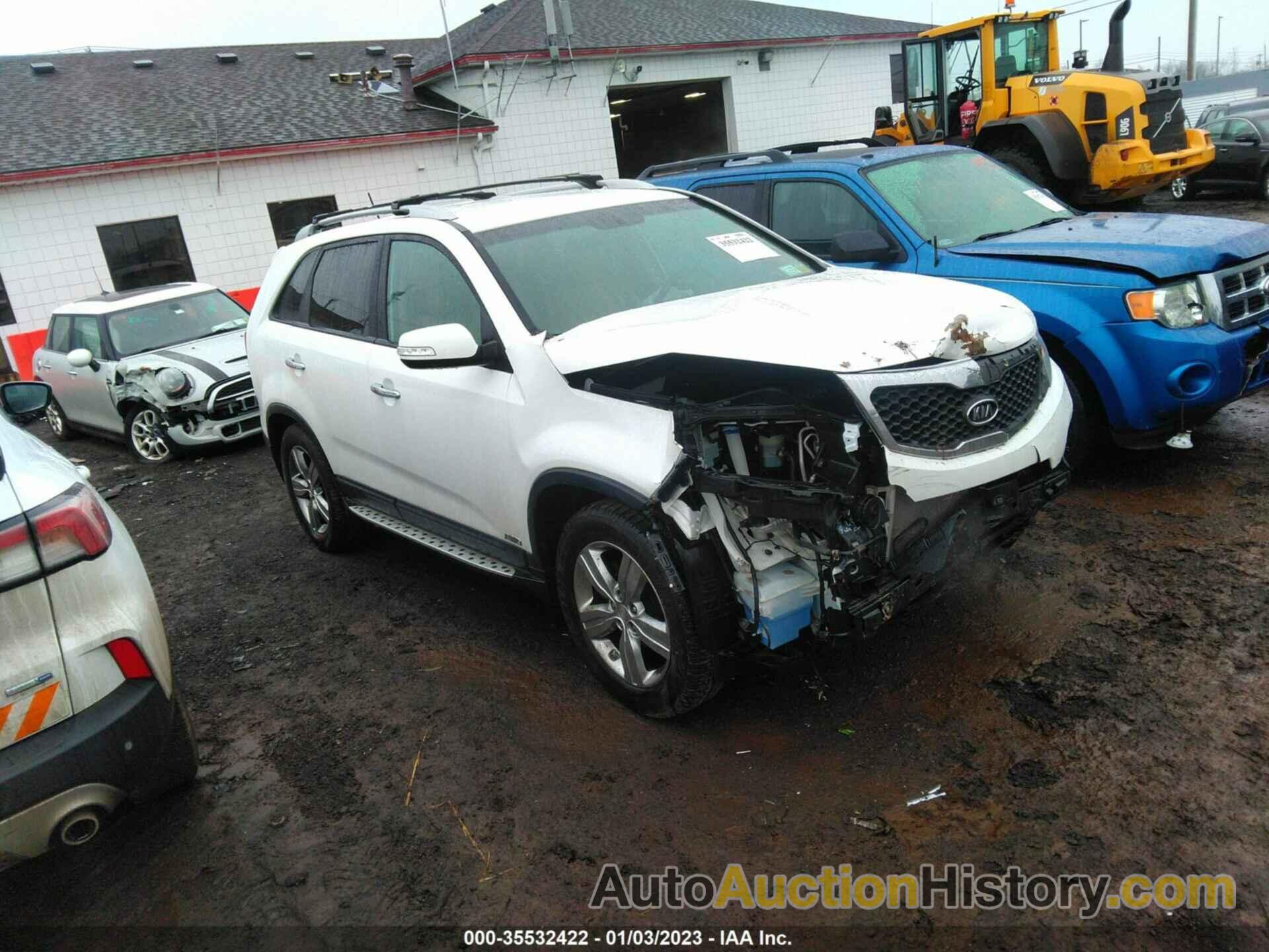 KIA SORENTO EX, 5XYKUCA64CG255282