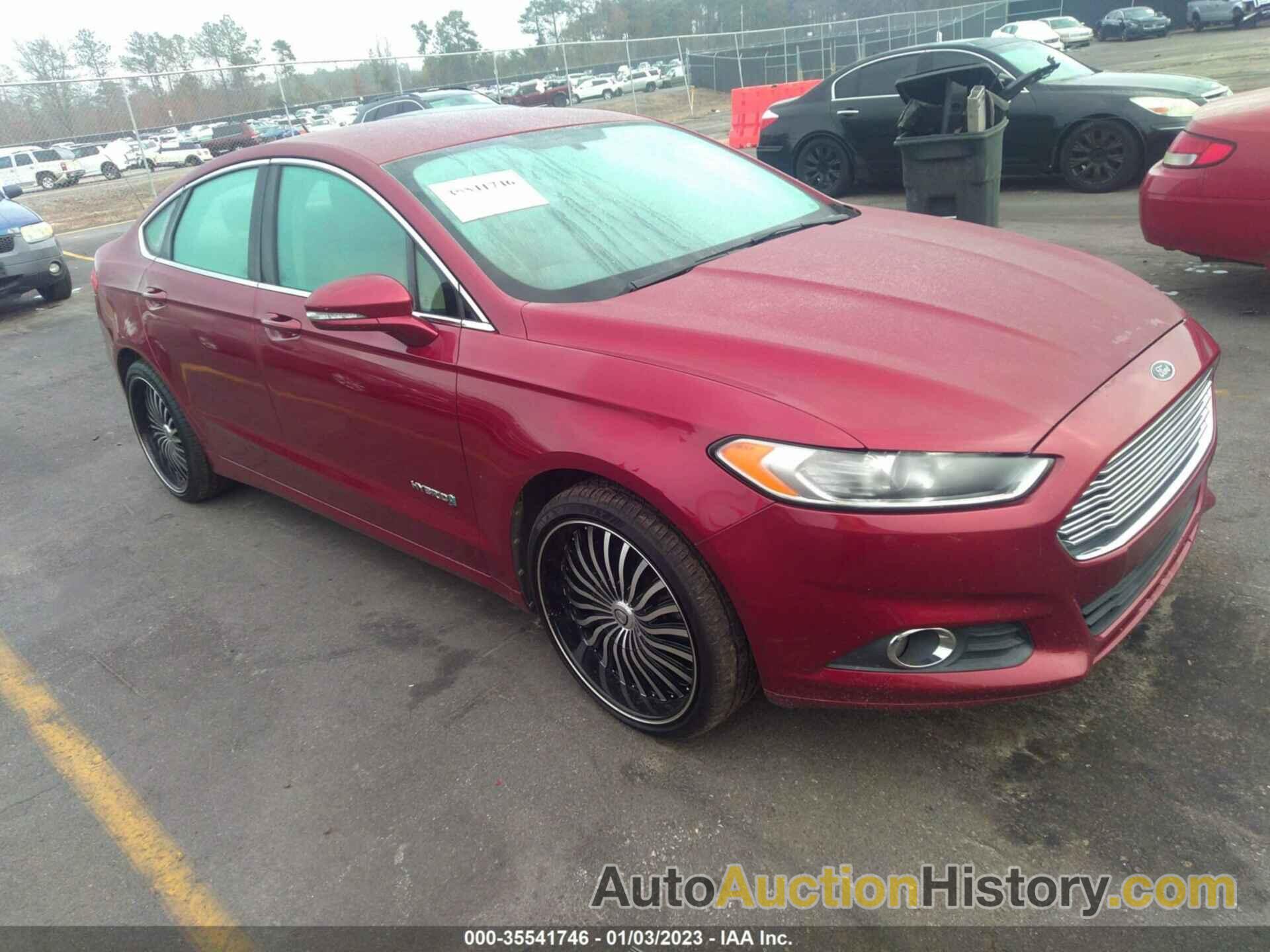 FORD FUSION SE HYBRID, 3FA6P0LU7DR153751