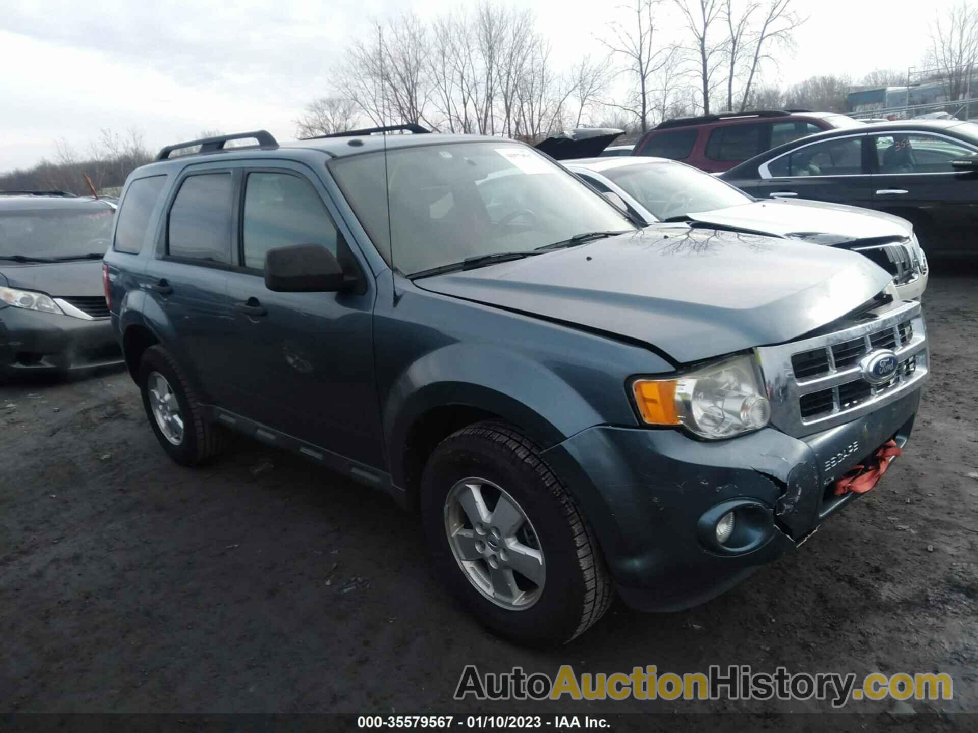 FORD ESCAPE XLT, 1FMCU0DG8BKB92408