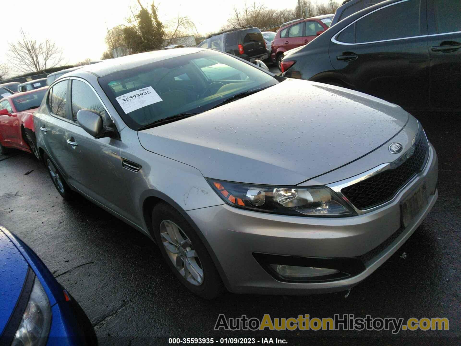 KIA OPTIMA LX, 5XXGM4A73DG234949