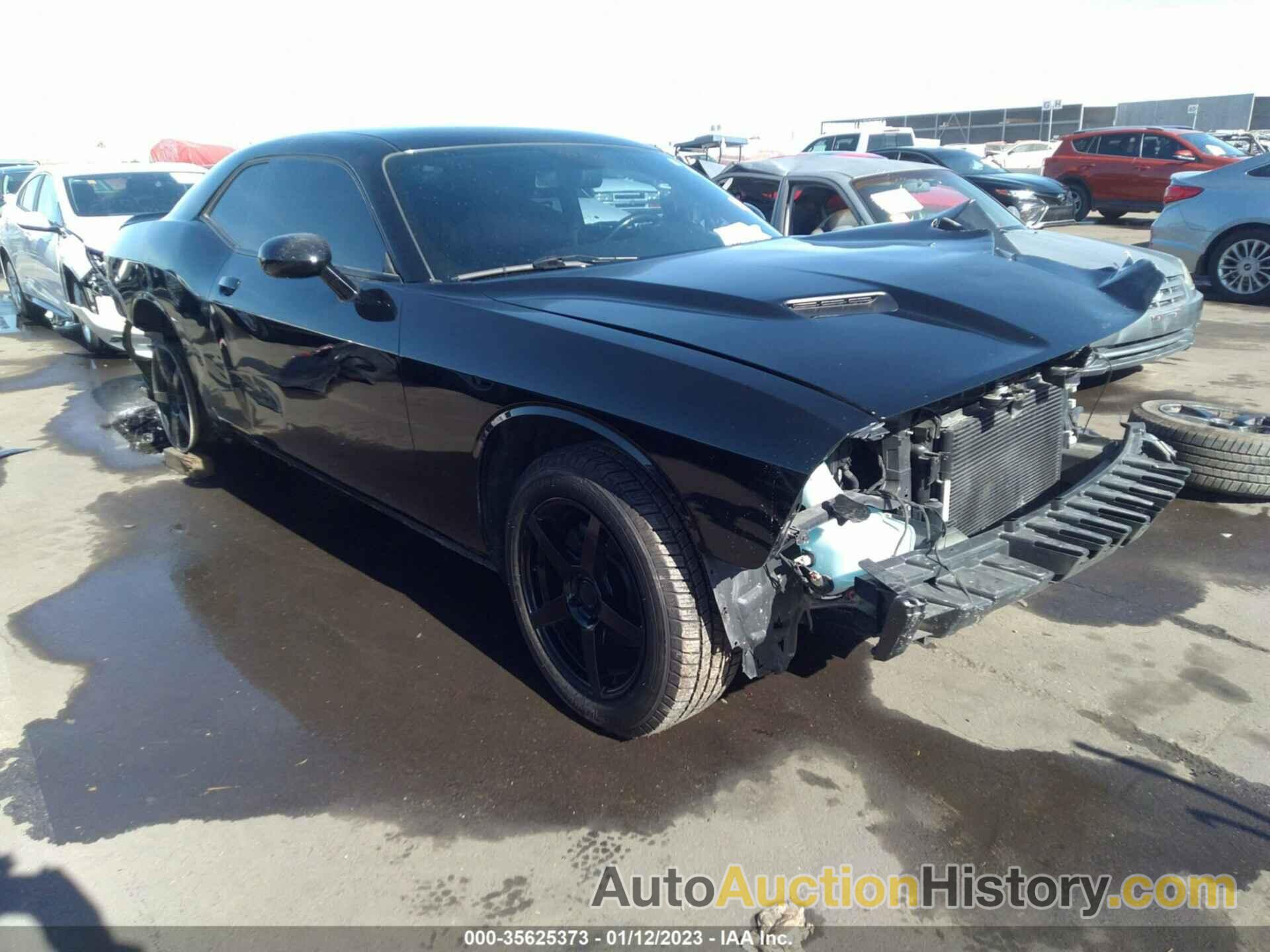 DODGE CHALLENGER SXT, 2C3CDZAG9KH729246