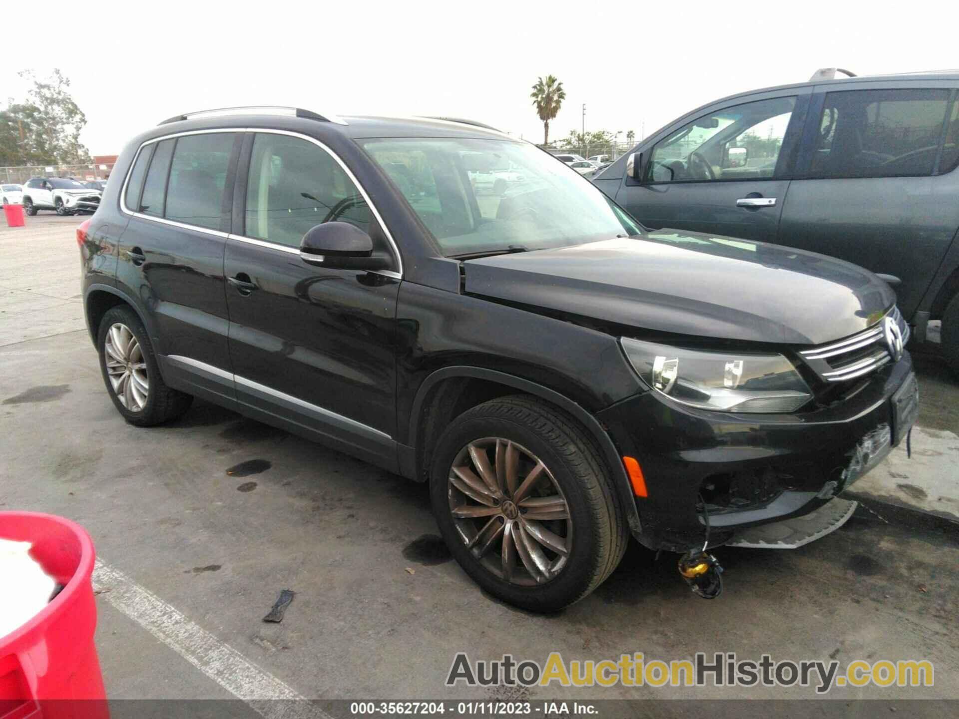 VOLKSWAGEN TIGUAN SE, WVGAV3AX1DW621782