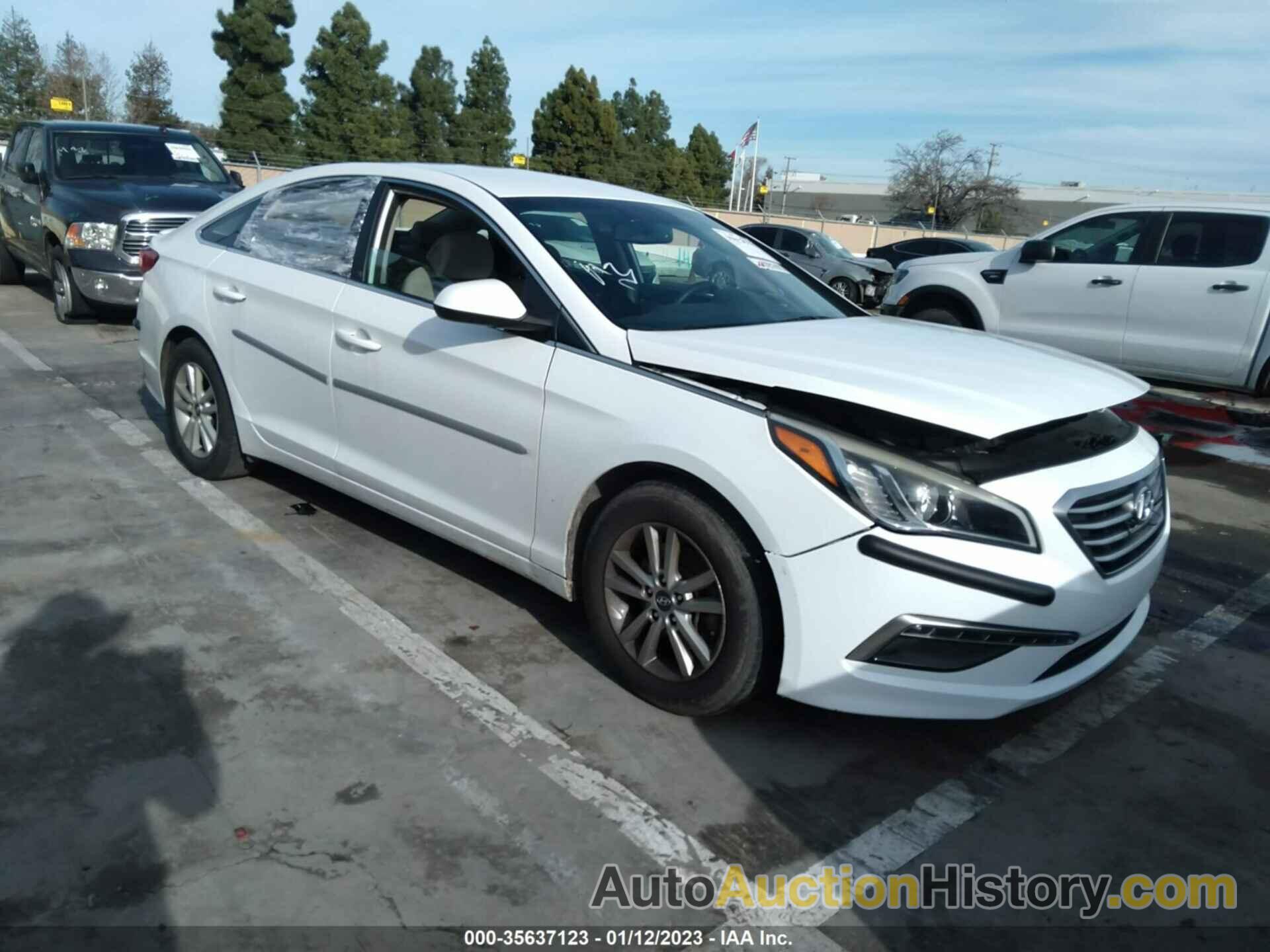 HYUNDAI SONATA 2.4L SE, 5NPE24AF5FH163555