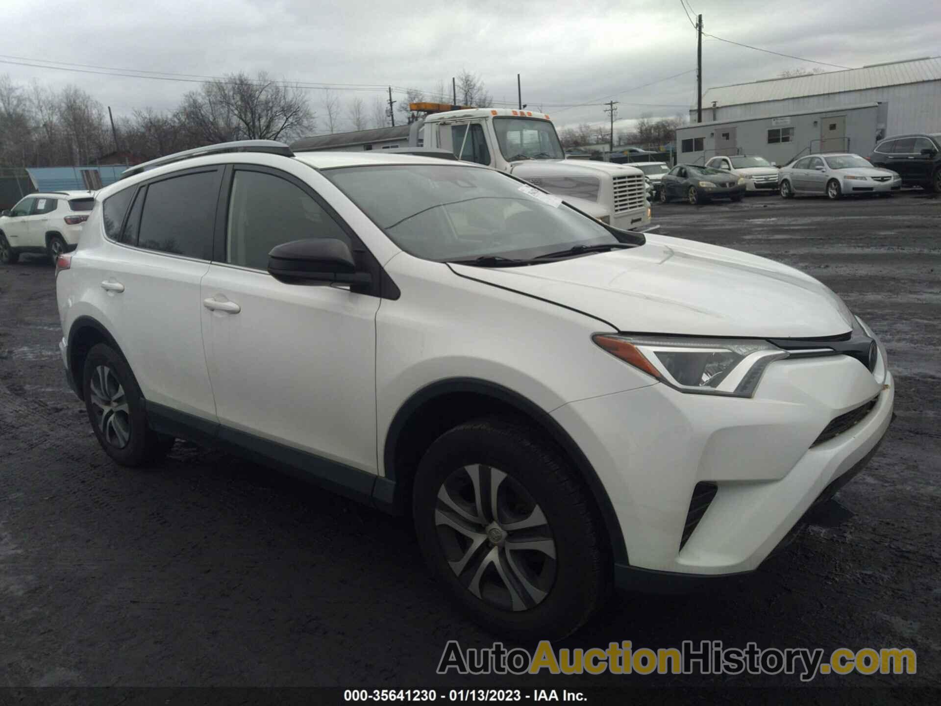 TOYOTA RAV4 LE, JTMBFREV3HJ700990