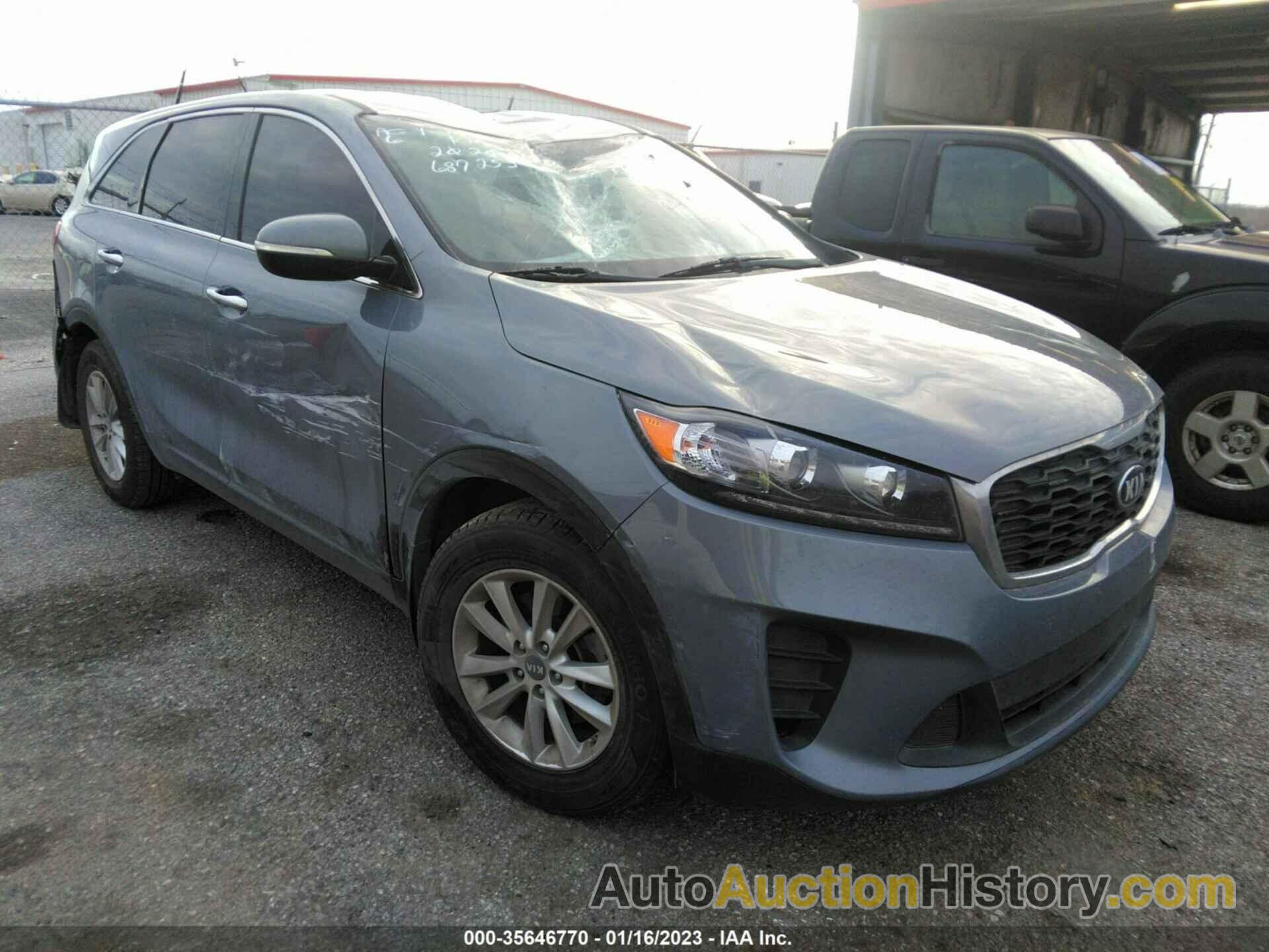 KIA SORENTO LX, 5XYPG4A35LG687257