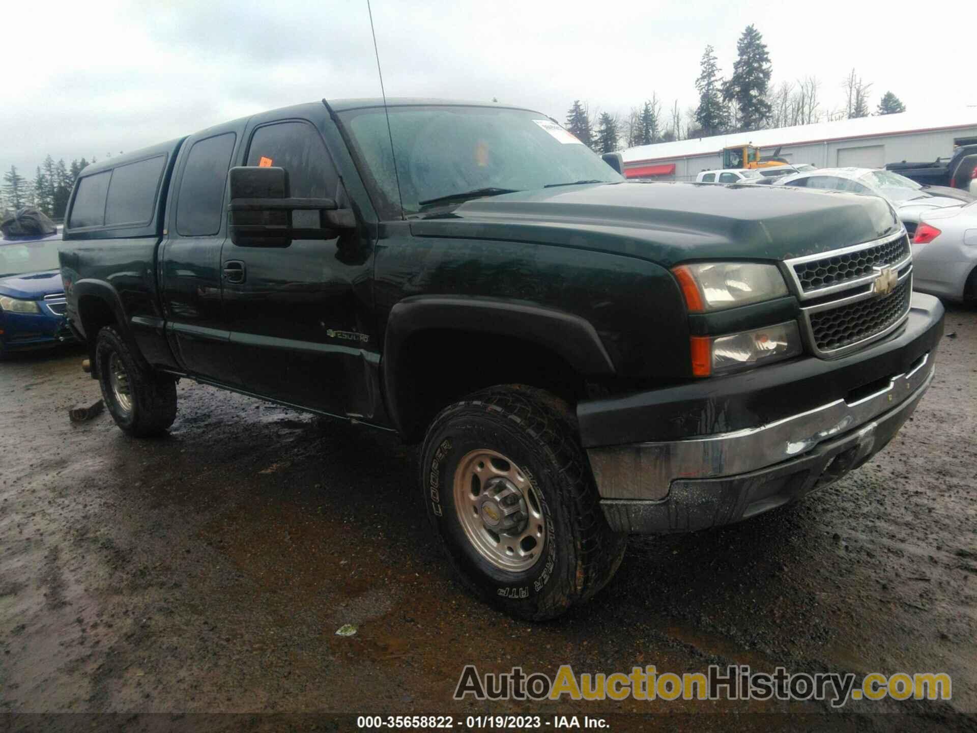 CHEVROLET SILVERADO 2500HD WORK TRUCK, 1GCHK29U95E101241