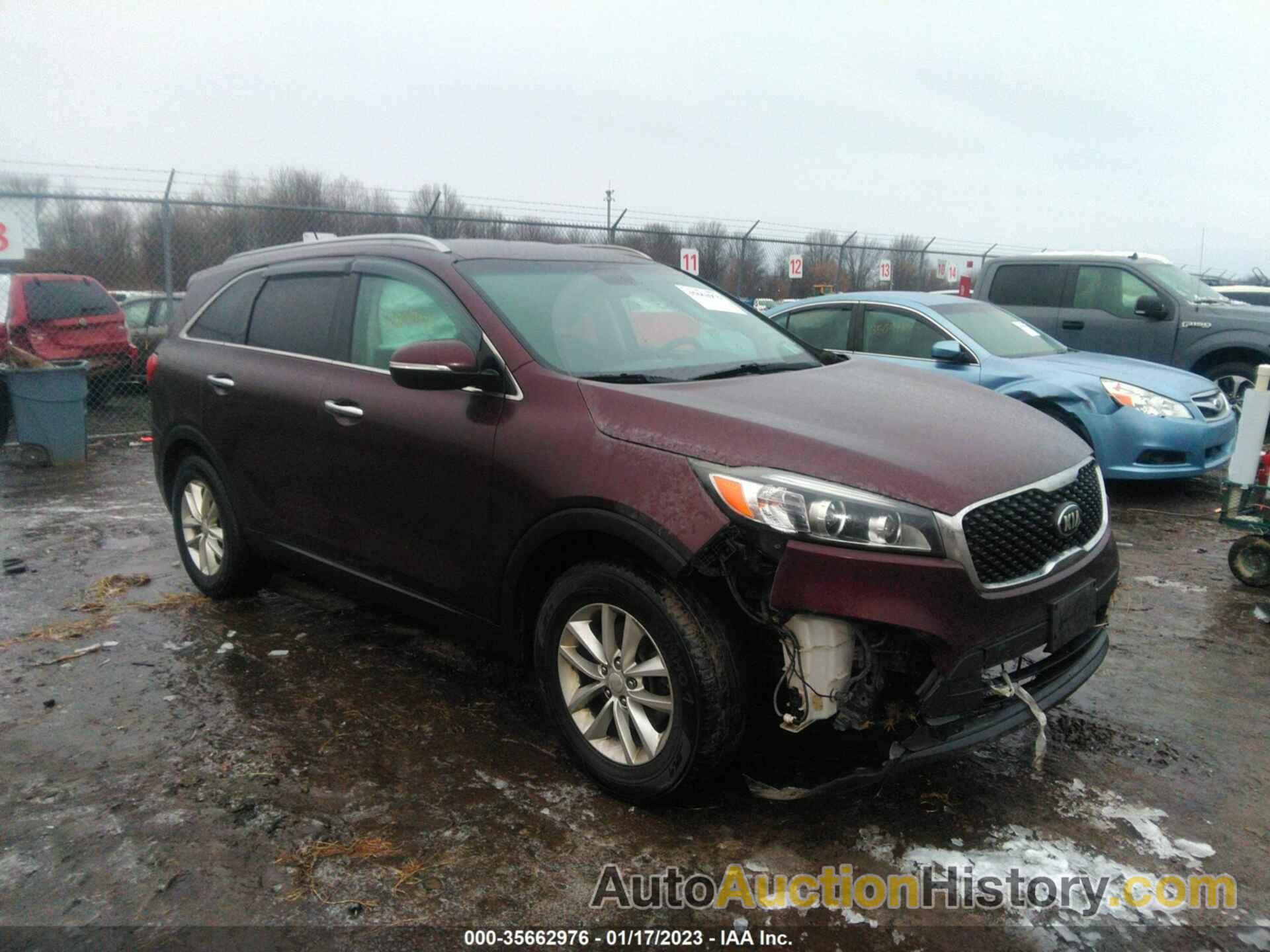 KIA SORENTO LX, 5XYPG4A37HG201443