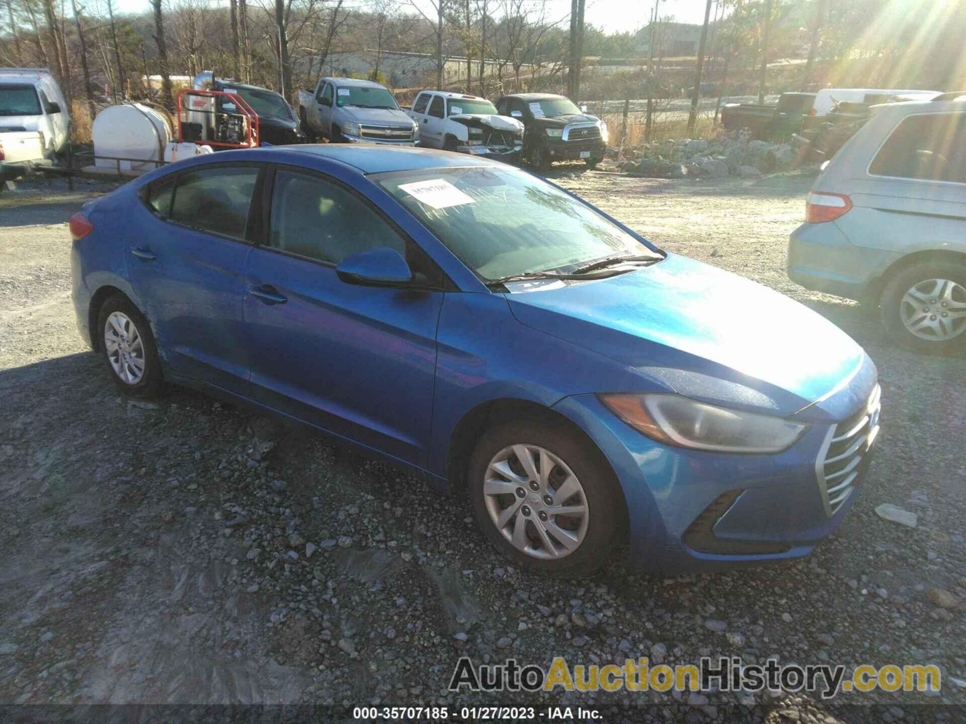 HYUNDAI ELANTRA SE, 5NPD74LF1HH101888