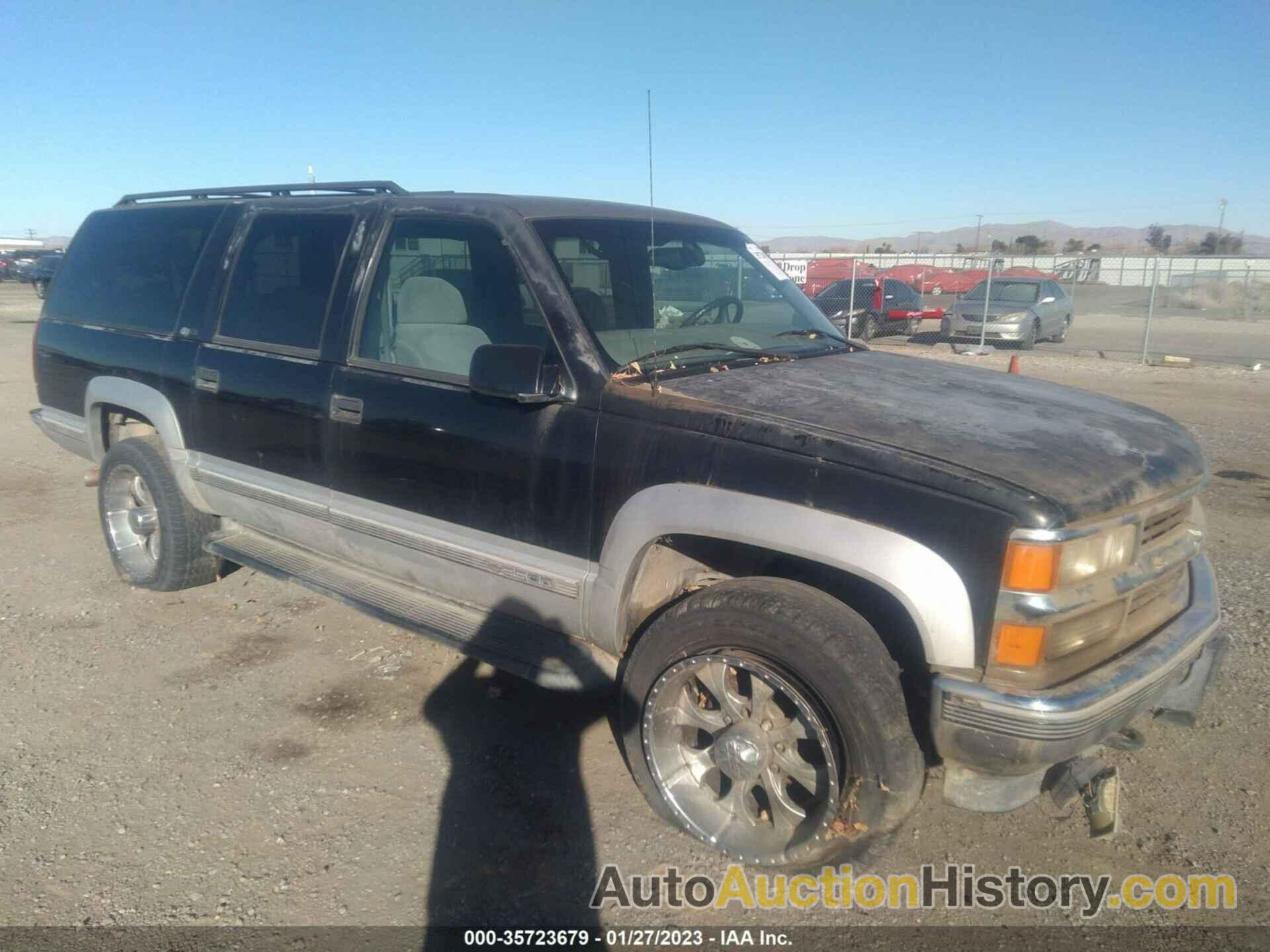 CHEVROLET SUBURBAN, 1GNGK26J7VJ338167