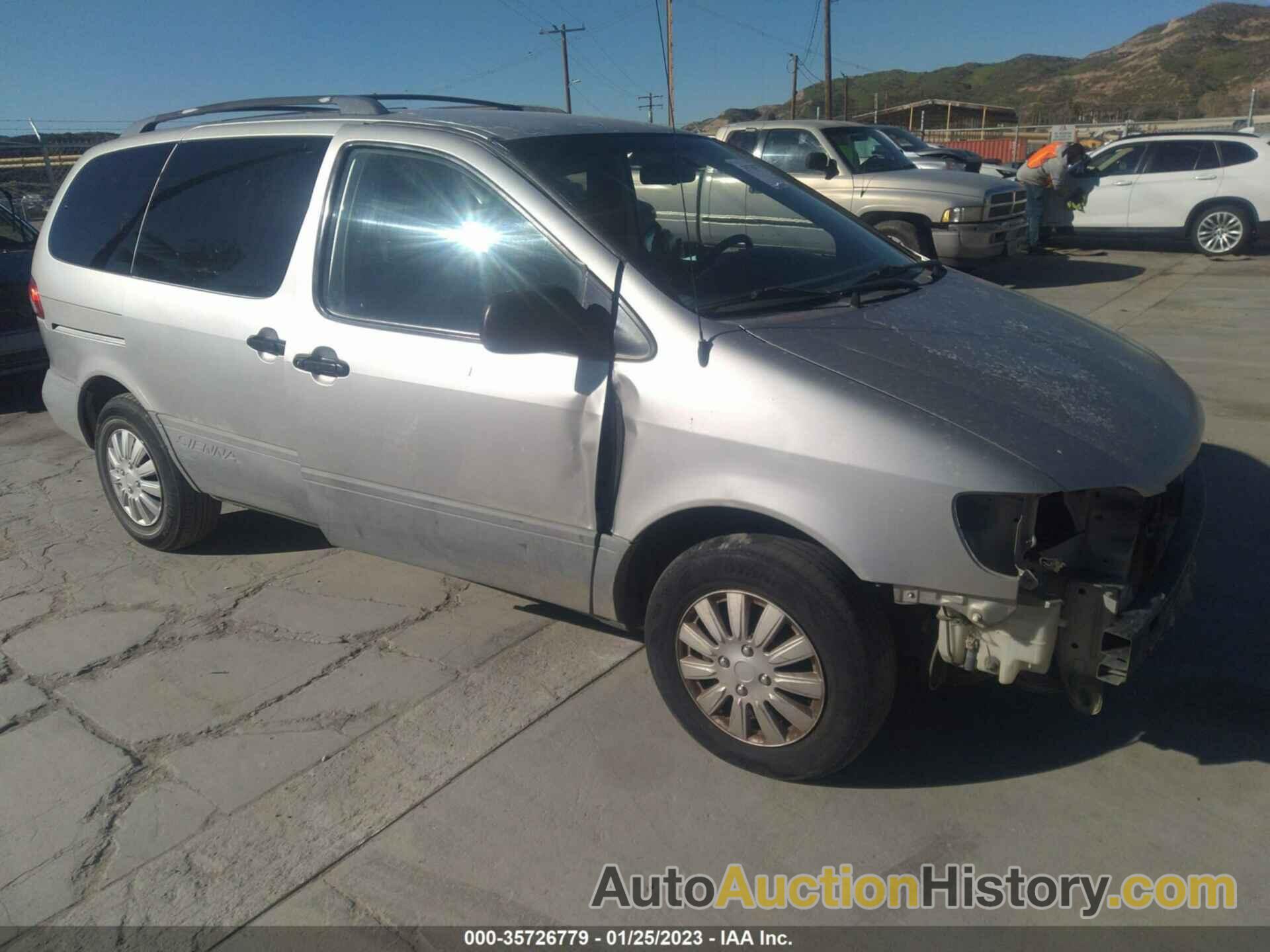 TOYOTA SIENNA CE, 4T3ZF19CX2U433980