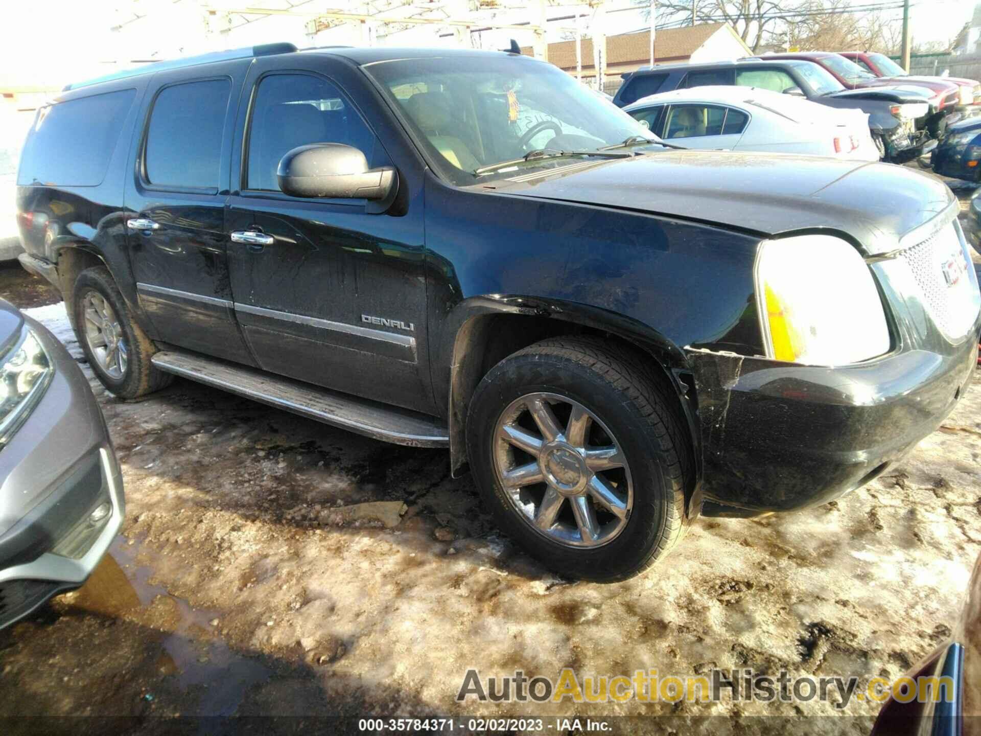 GMC YUKON XL DENALI, 1GKS2MEF2CR306824