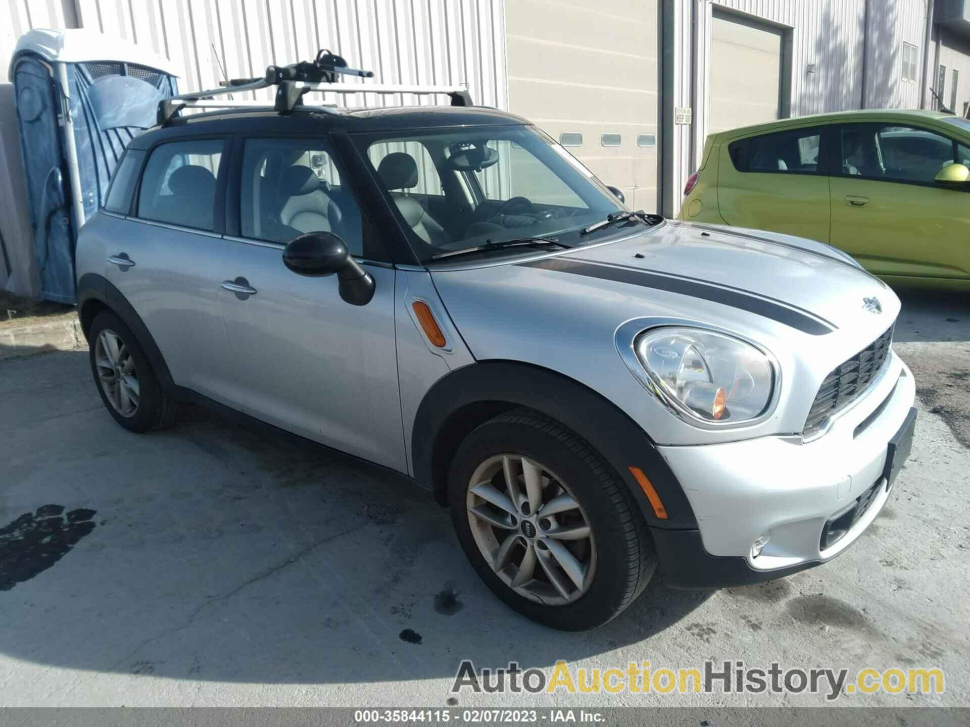 MINI COOPER COUNTRYMAN, WMWZB3C56CWM04803