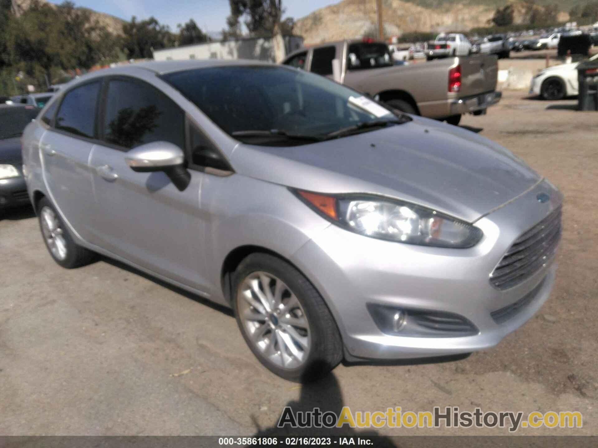 FORD FIESTA SE, 3FADP4BJ0EM117758