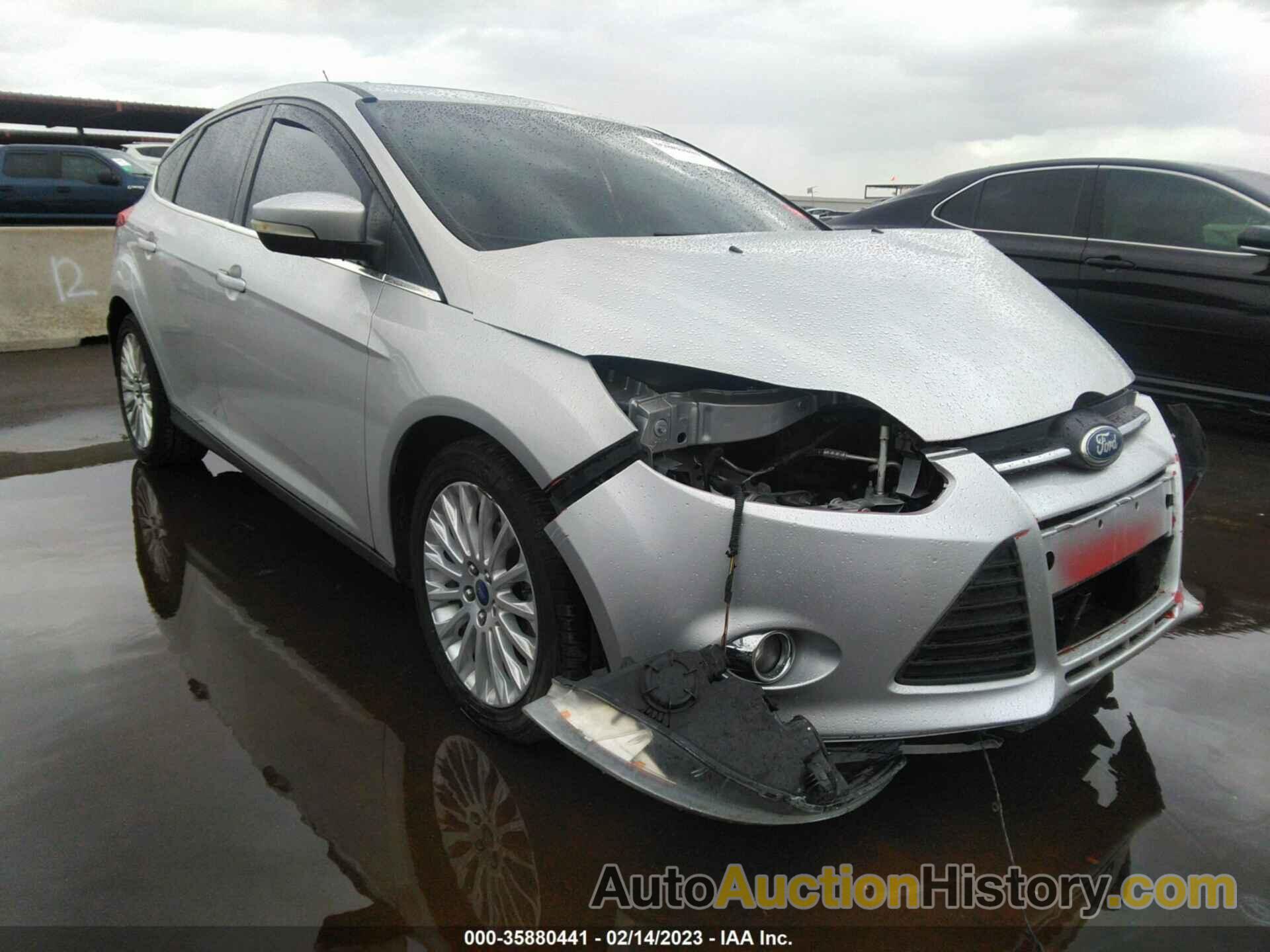 FORD FOCUS TITANIUM, 1FAHP3N28CL415747