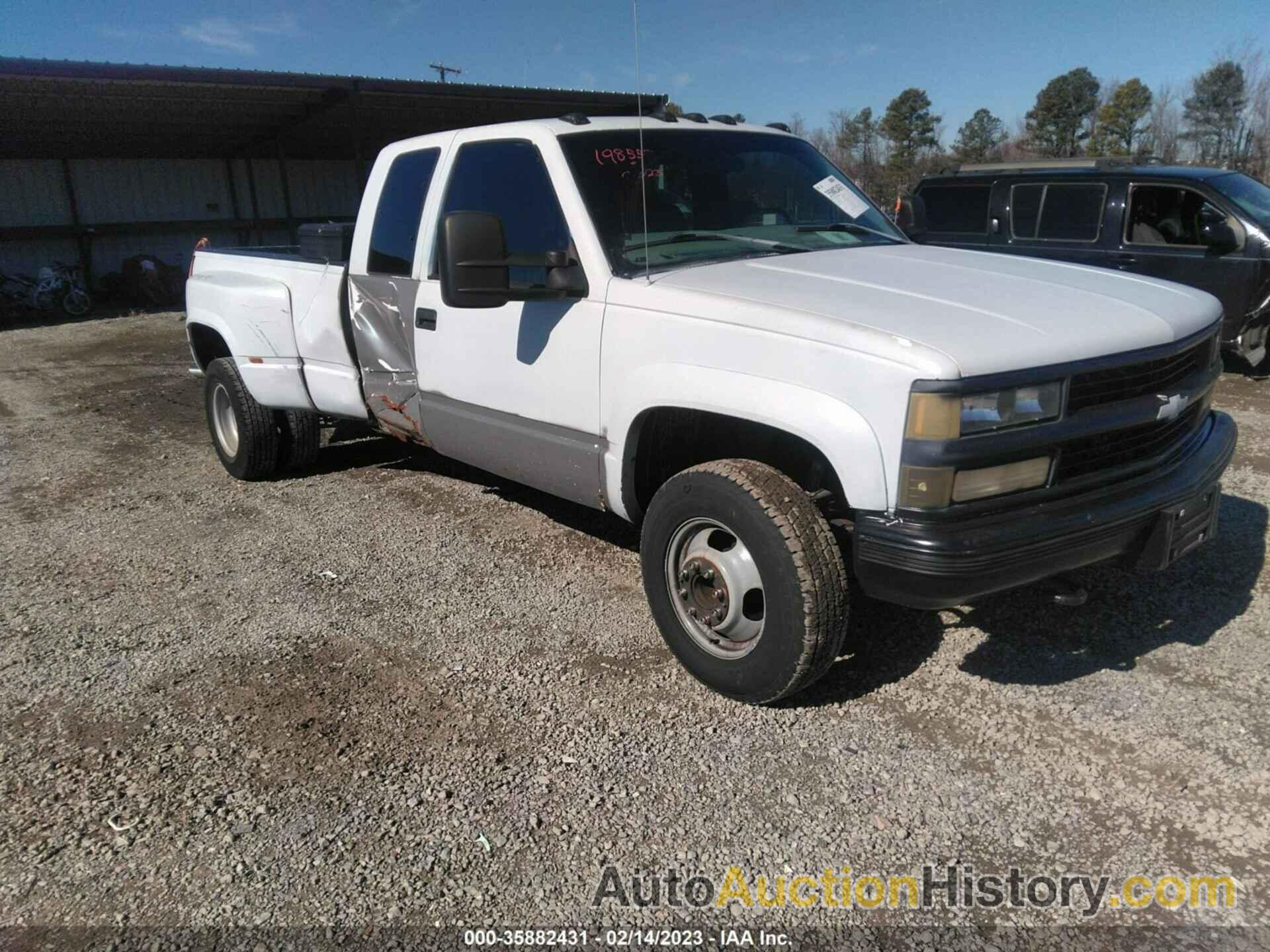 CHEVROLET C/K 3500, 1GCHK39J8YF404764