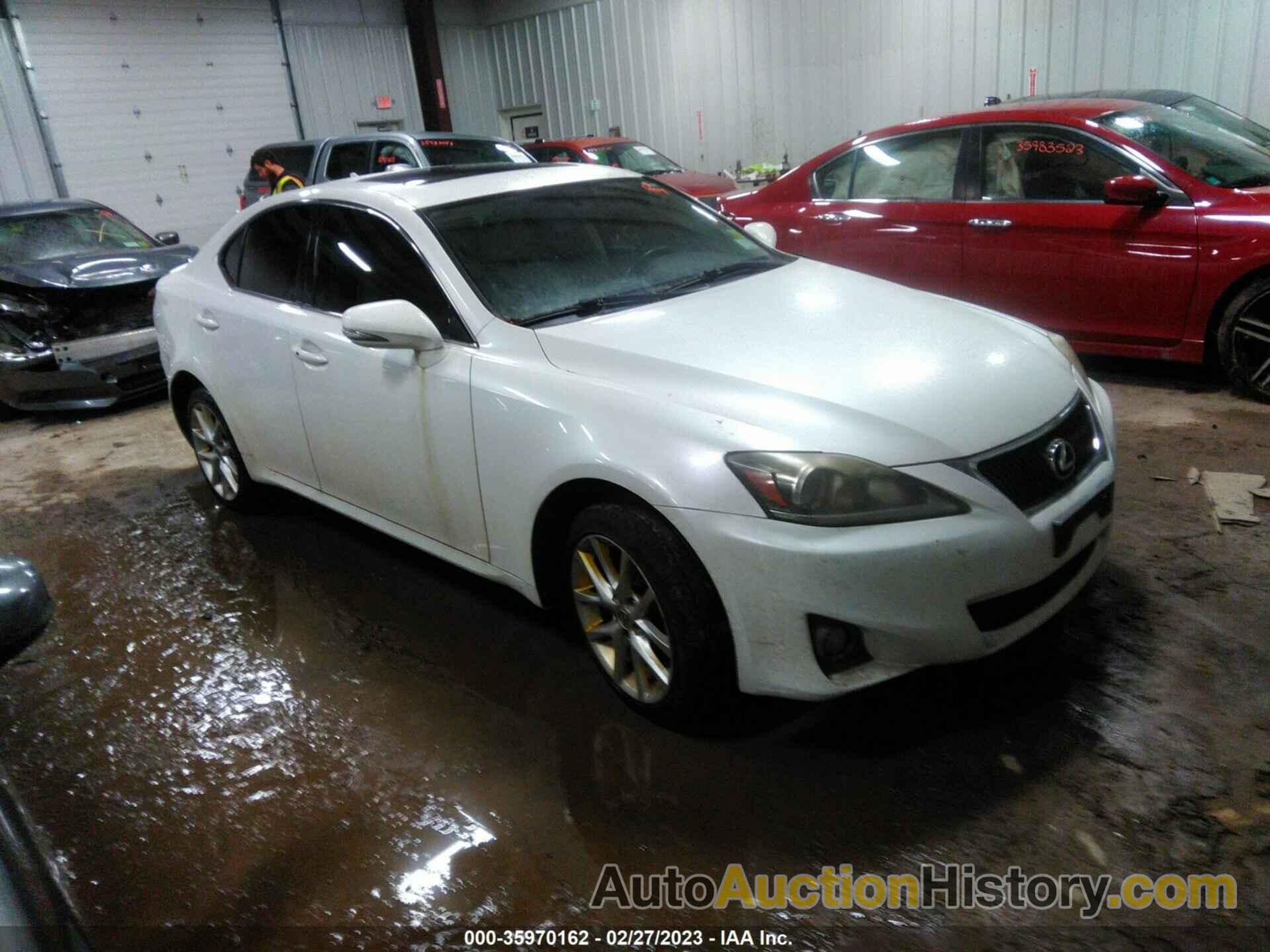 LEXUS IS 250, JTHCF5C22B5049338