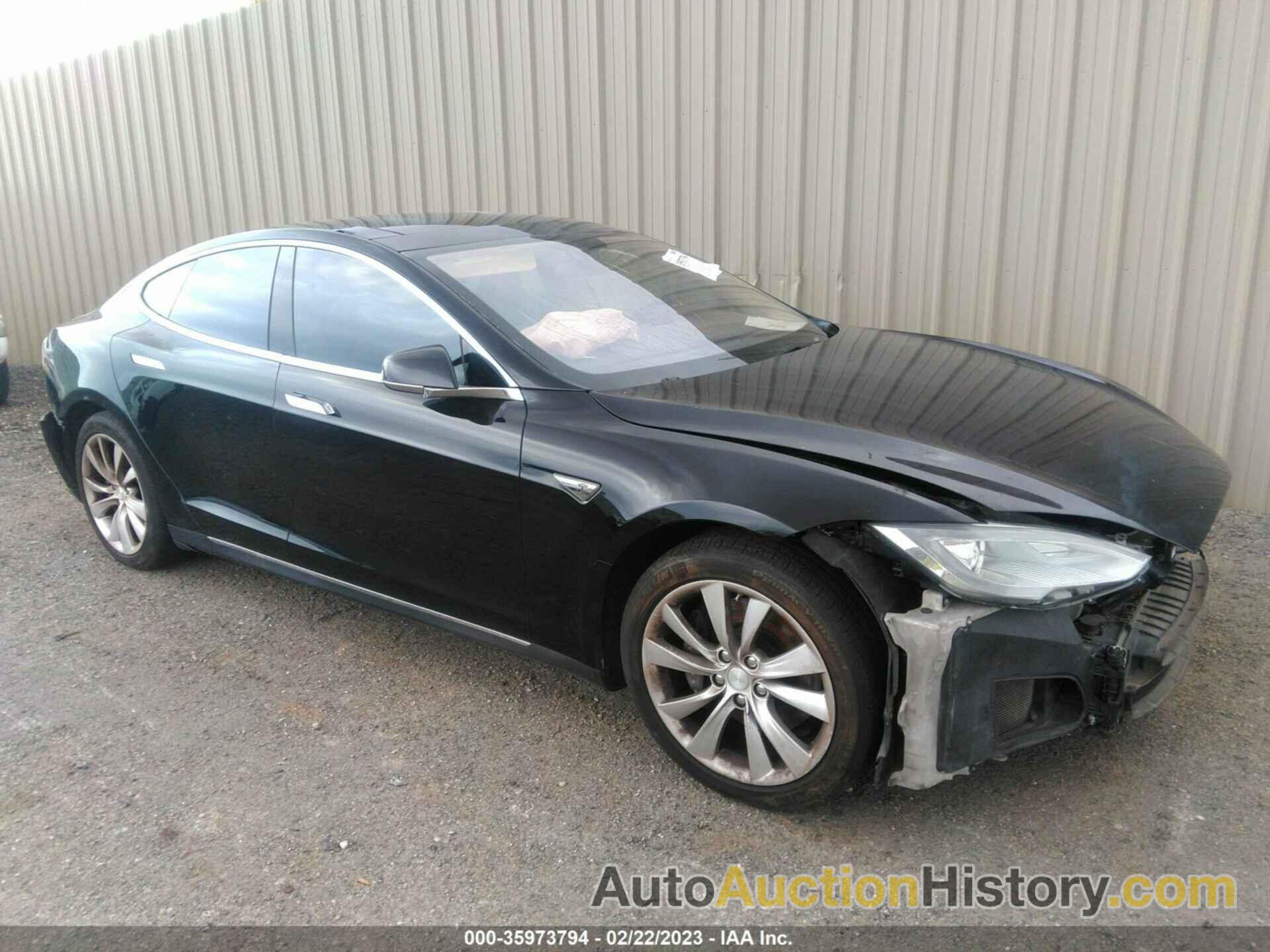 TESLA MODEL S, 5YJSA1CN7DFP24679