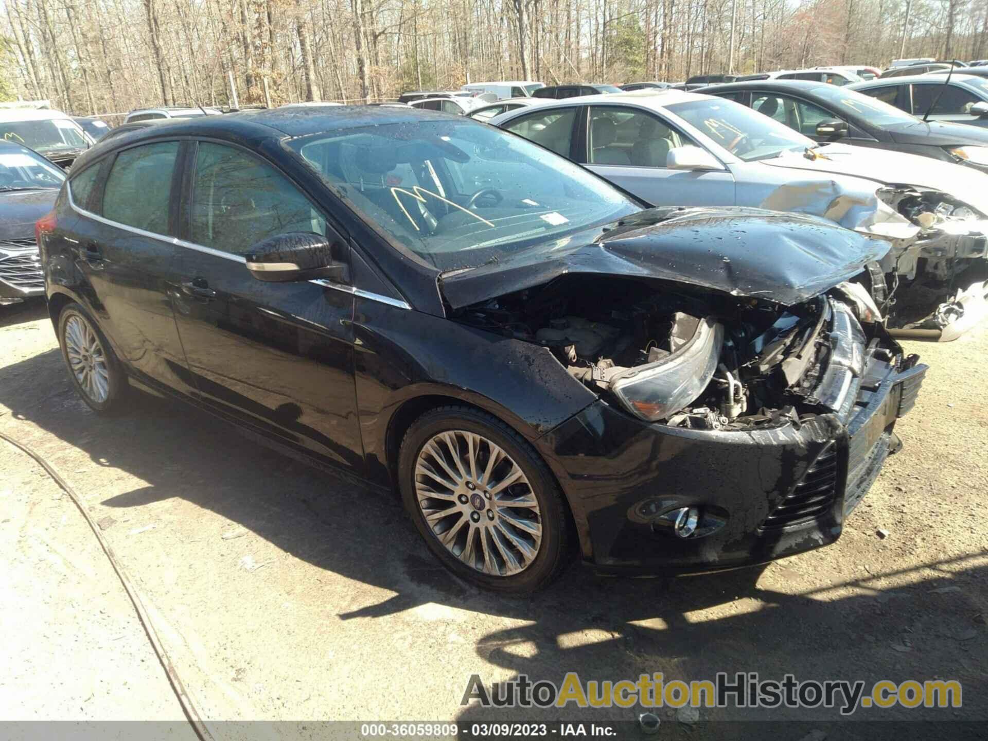 FORD FOCUS TITANIUM, 1FAHP3N22CL248057