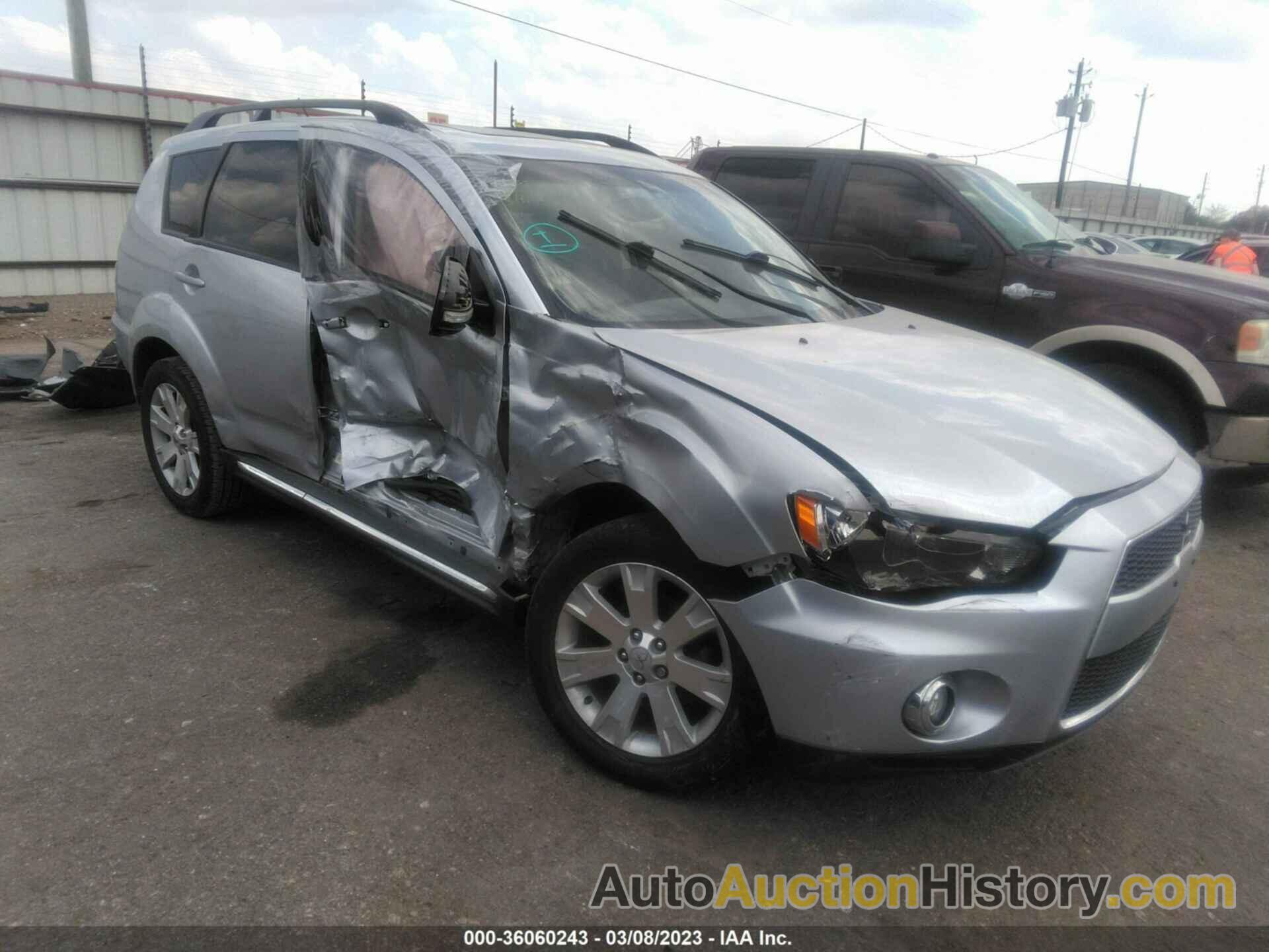 MITSUBISHI OUTLANDER SE, JA4AS3AW7DU011105