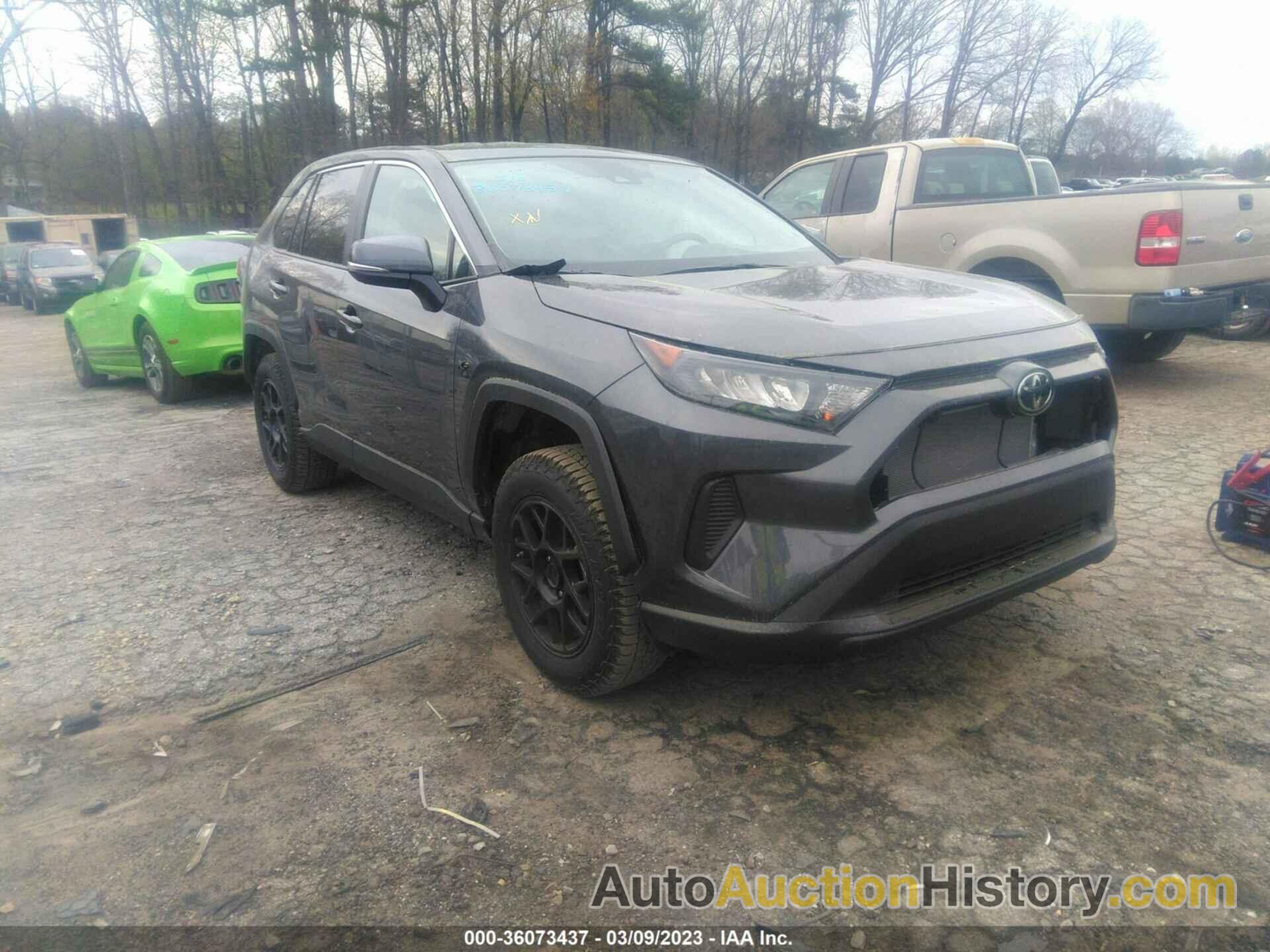 TOYOTA RAV4 LE, 2T3K1RFV5NW213431