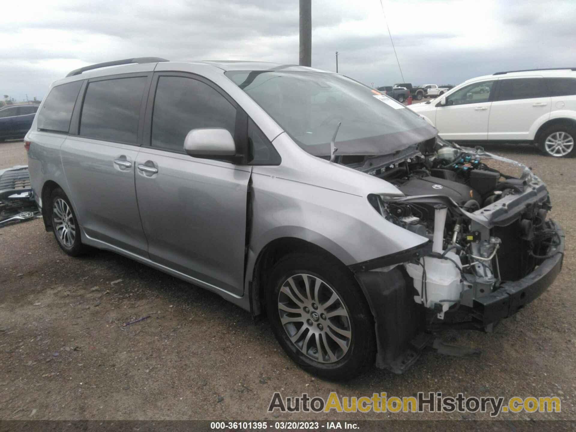 TOYOTA SIENNA XLE AUTO ACCESS, 5TDYZ3DC3JS963634