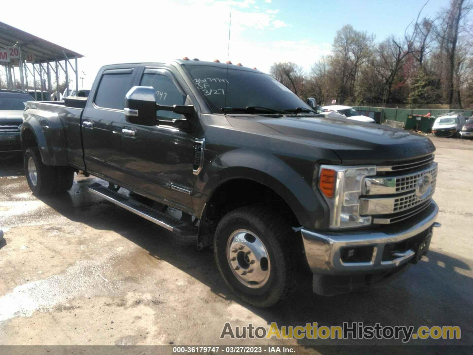 FORD SUPER DUTY F-350 DRW LARIAT, 1FT8W3DT2HEC75696
