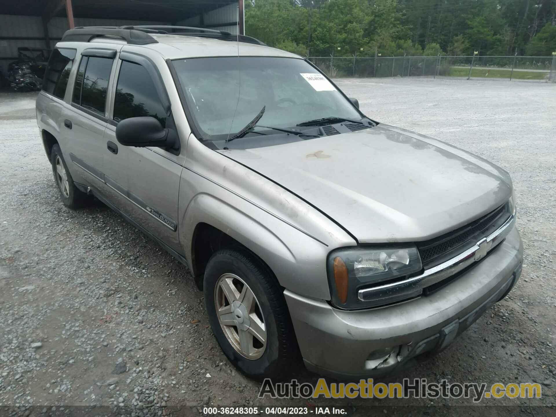 CHEVROLET TRAILBLAZER EXT LT, 1GNES16S226134370