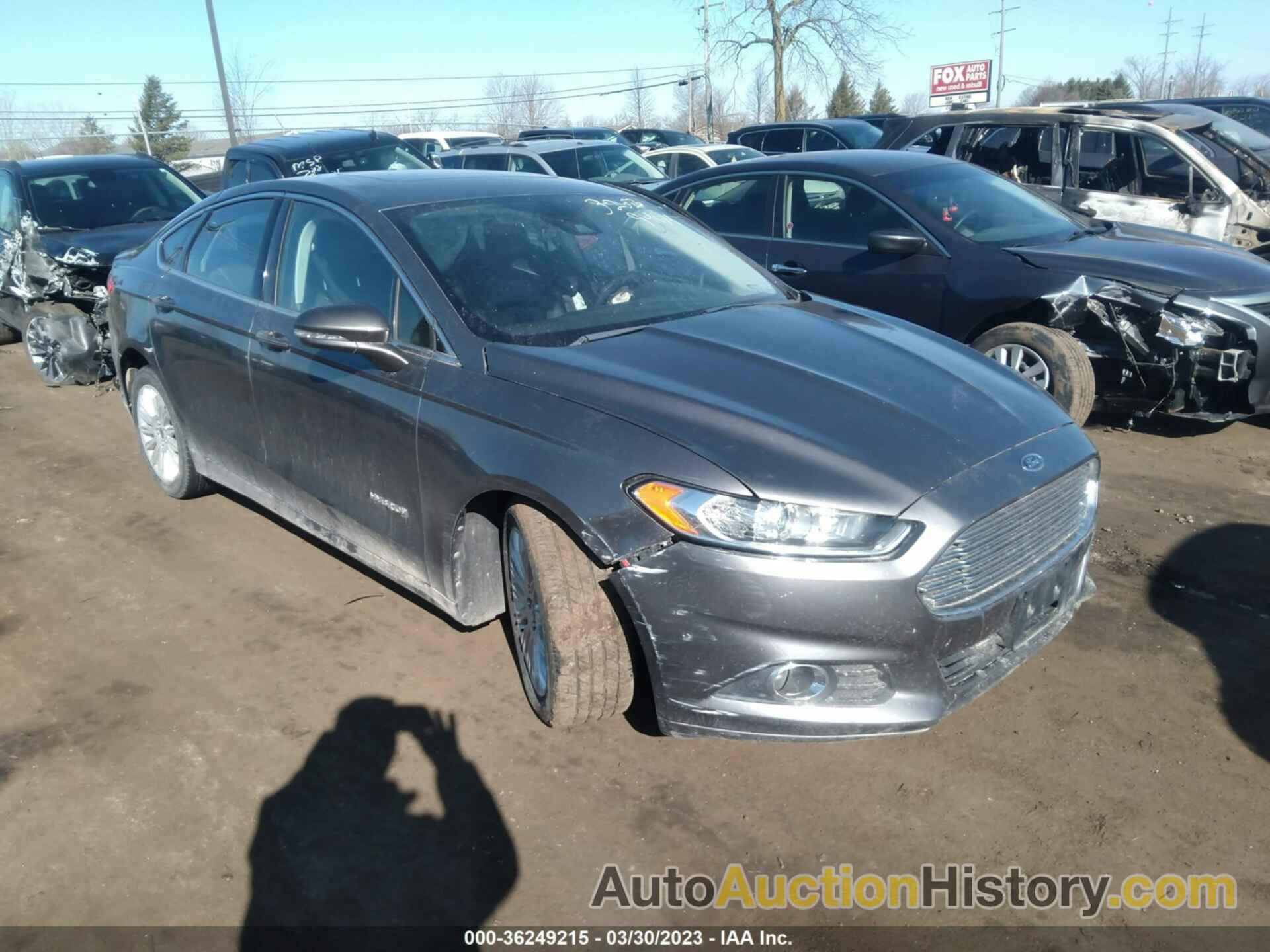 FORD FUSION SE HYBRID, 3FA6P0LU1DR229464