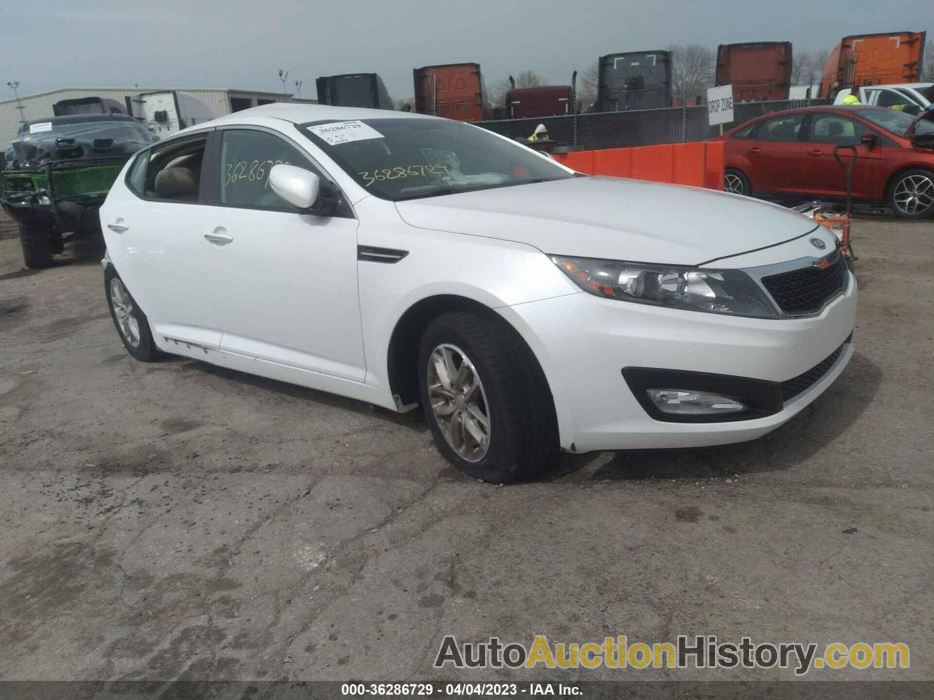 KIA OPTIMA LX, KNAGM4A74C5280967