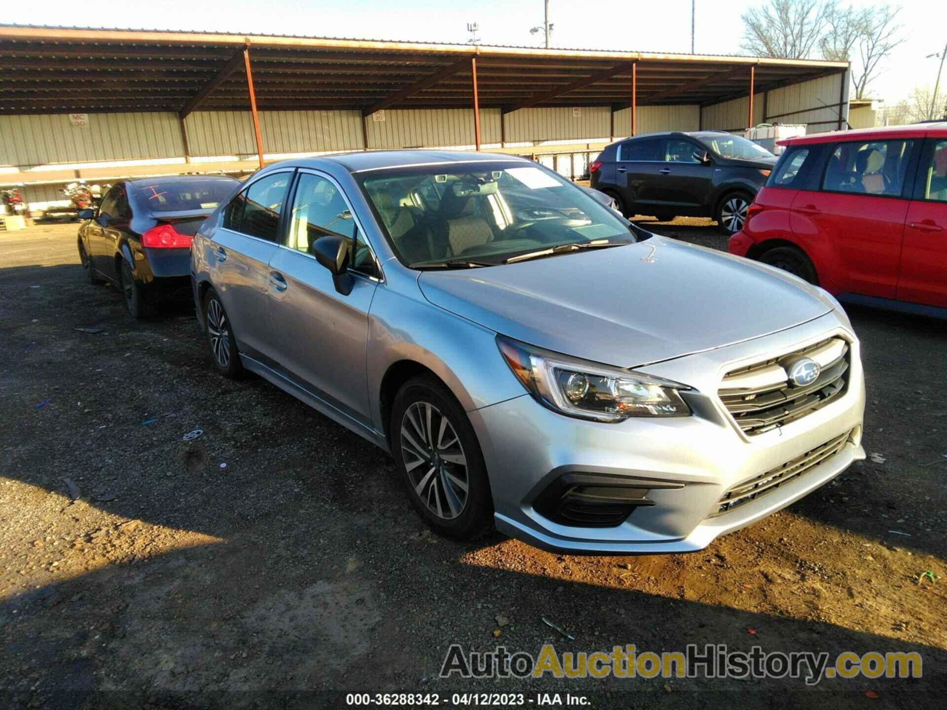 SUBARU LEGACY, 4S3BNAB64K3028290