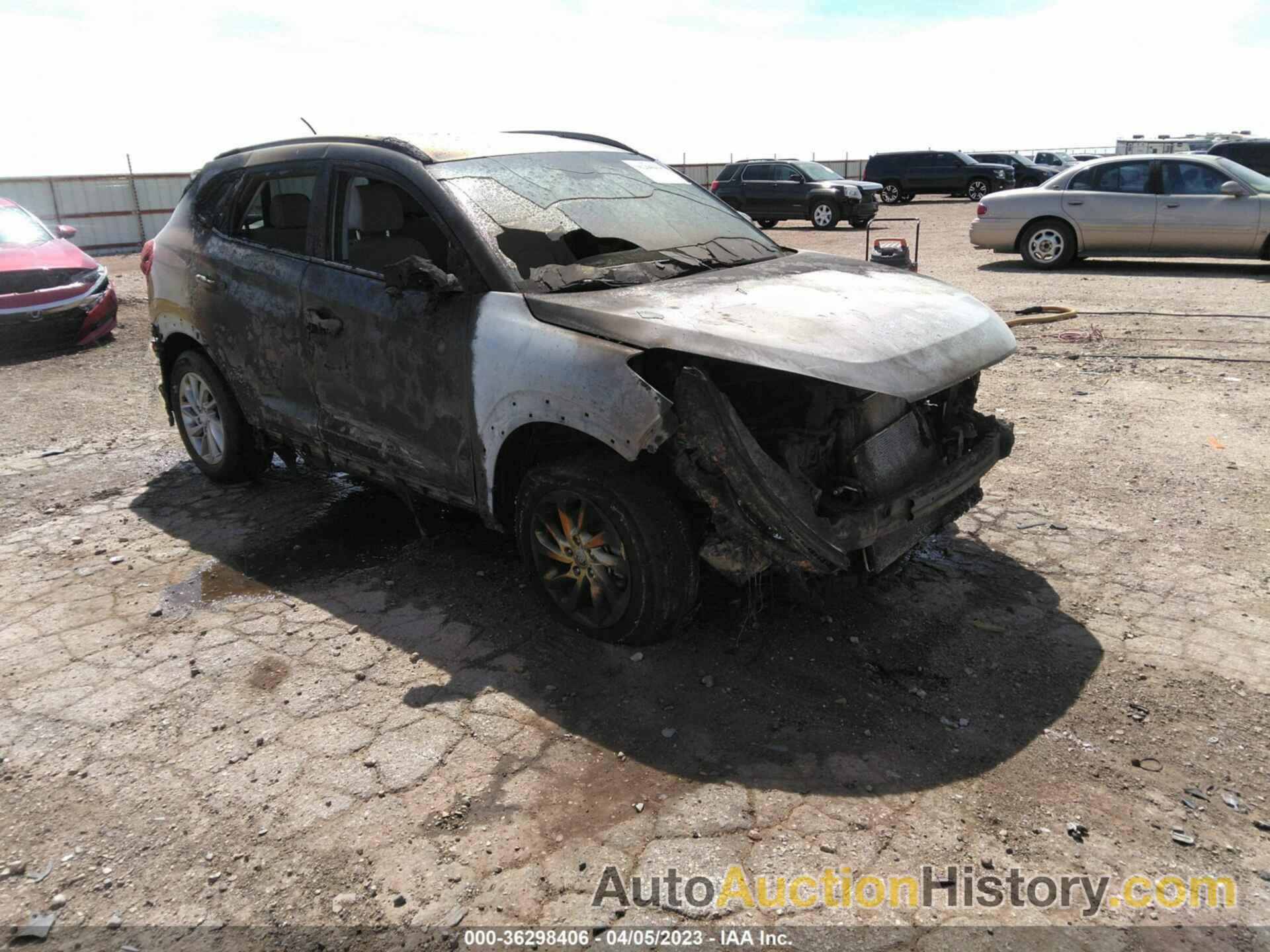 HYUNDAI TUCSON SE, KM8J3CA44HU483880