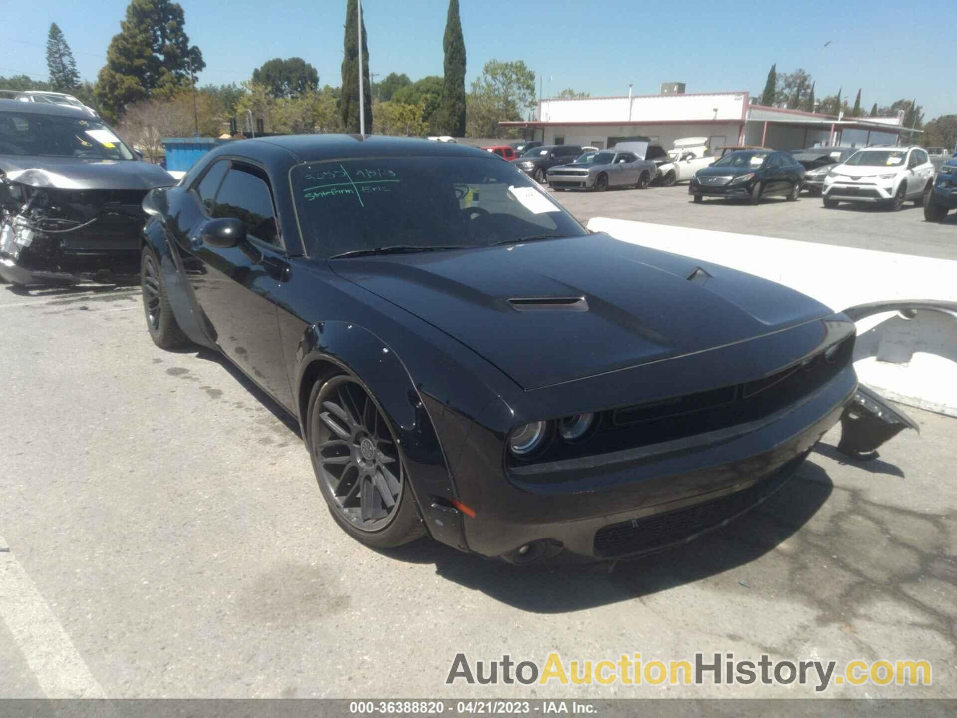 DODGE CHALLENGER SXT, 2C3CDZAG7JH204863