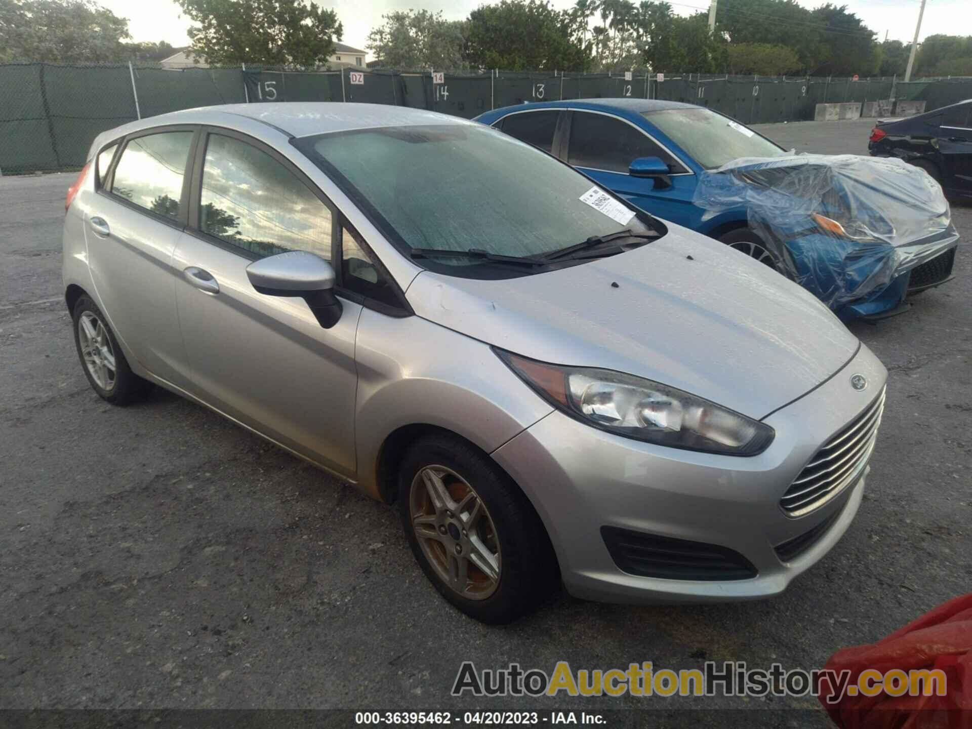 FORD FIESTA SE, 3FADP4EJ8JM101958