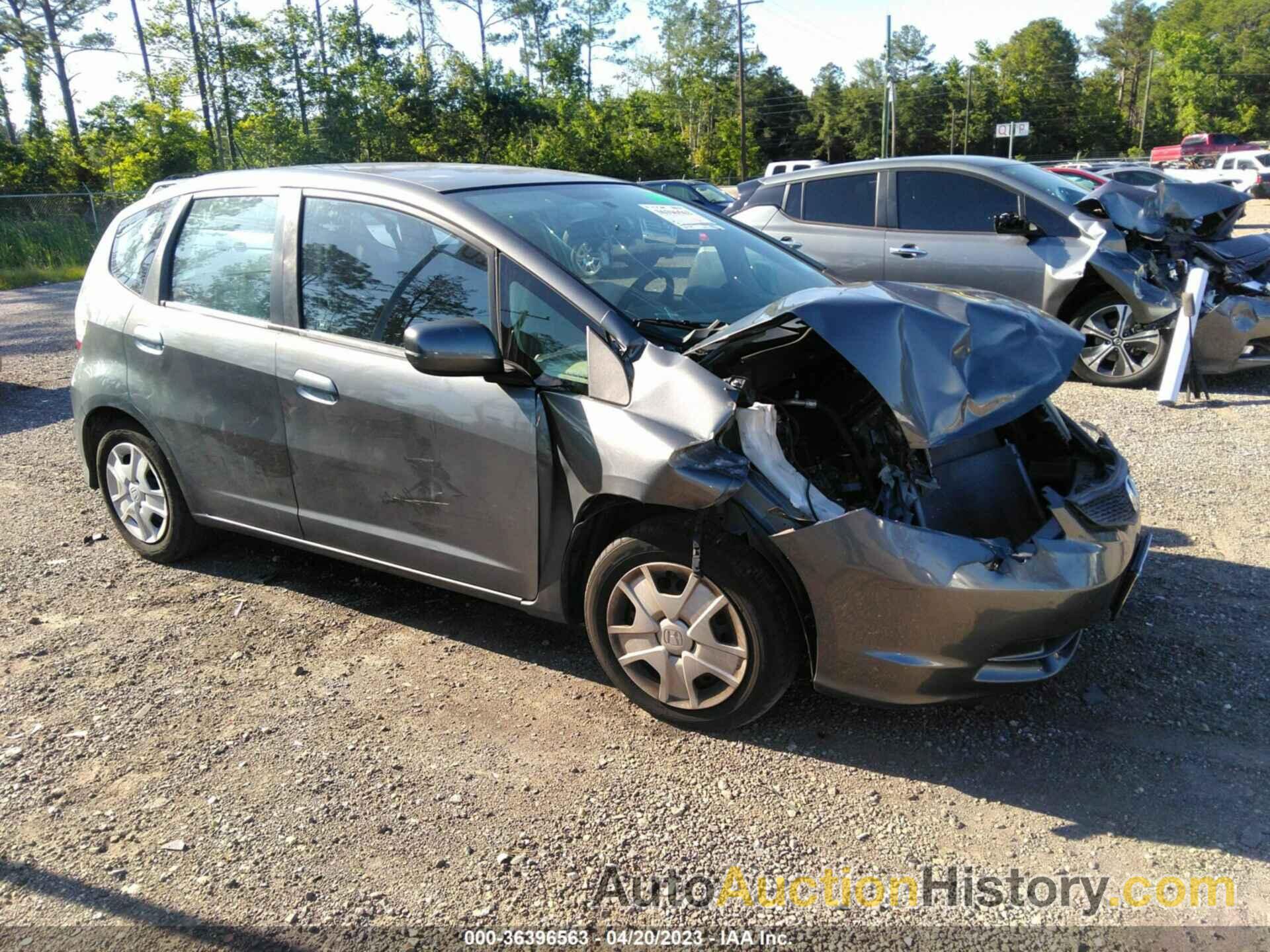 HONDA FIT, JHMGE8H33DC060225