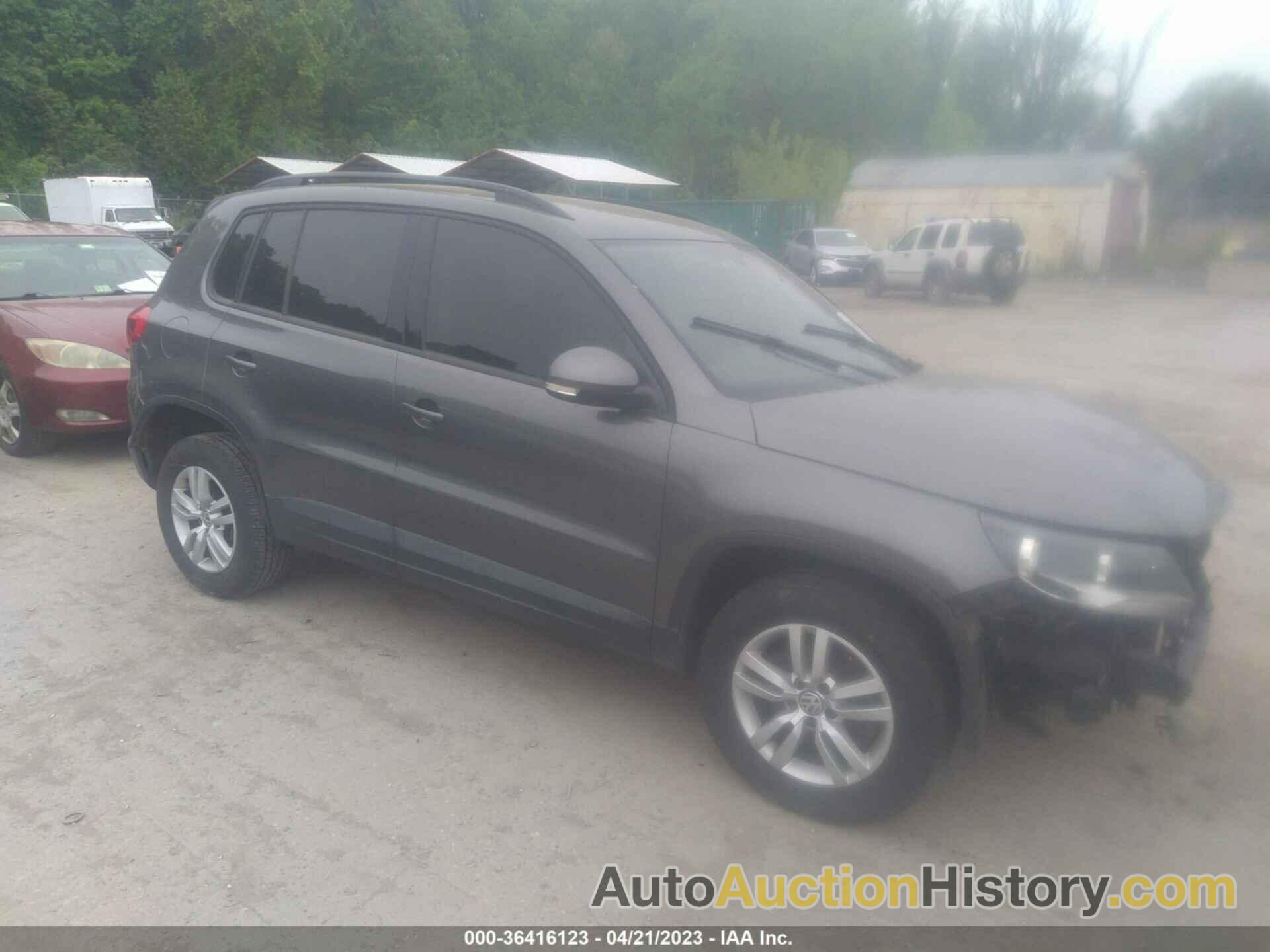 VOLKSWAGEN TIGUAN S, WVGBV7AX2GW001636