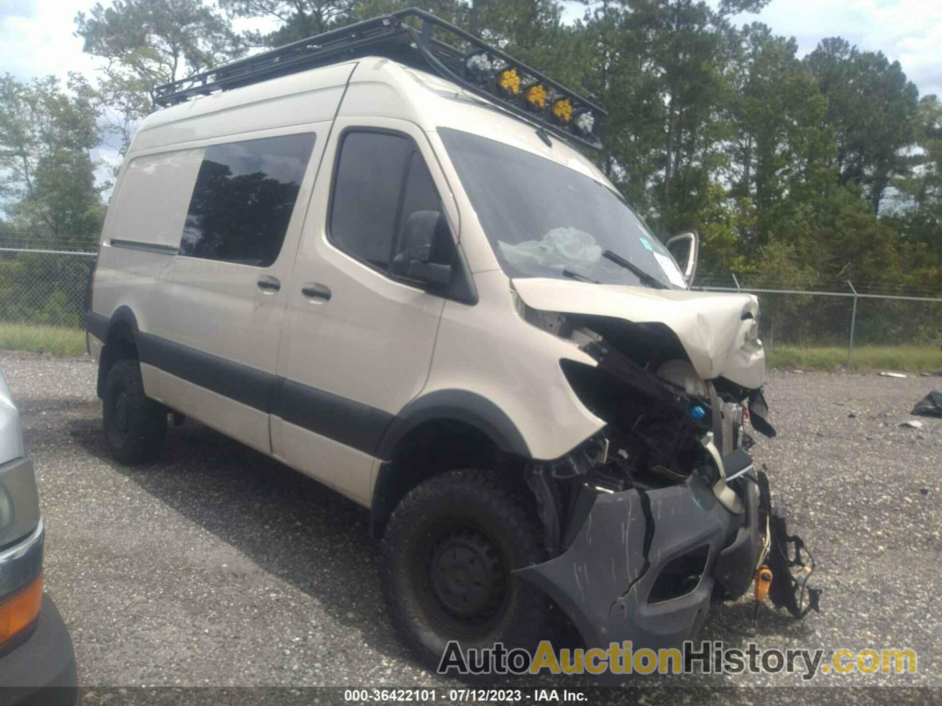 MERCEDES-BENZ SPRINTER CREW VAN, W1W4EBVY3MT076236