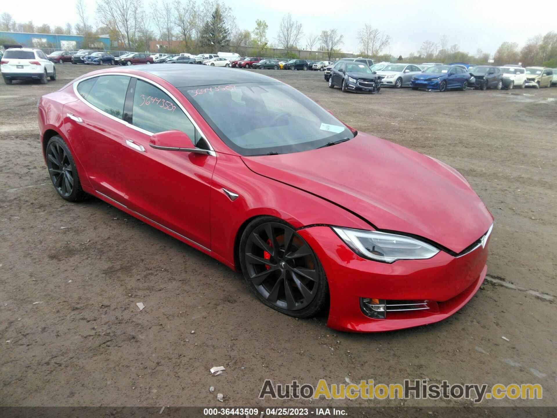 TESLA MODEL S 75D/100D/P100D, 5YJSA1E43JF266574