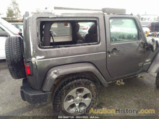 JEEP WRANGLER JK SAHARA 4X4, 1C4AJWBG9JL935466