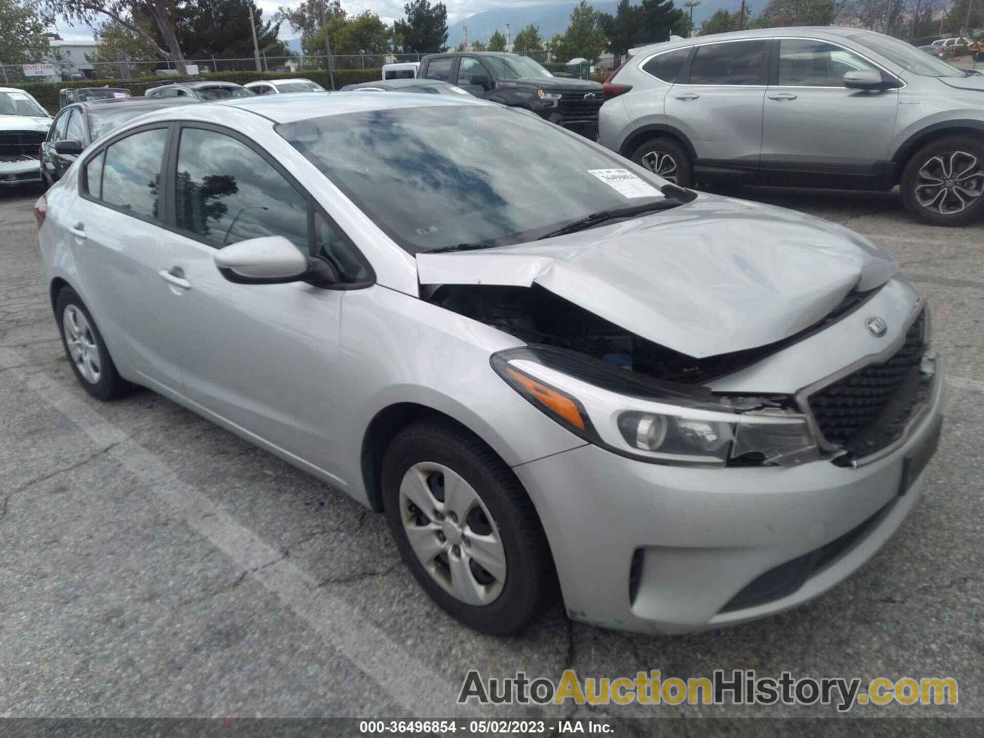 KIA FORTE LX, 3KPFK4A7XHE092731