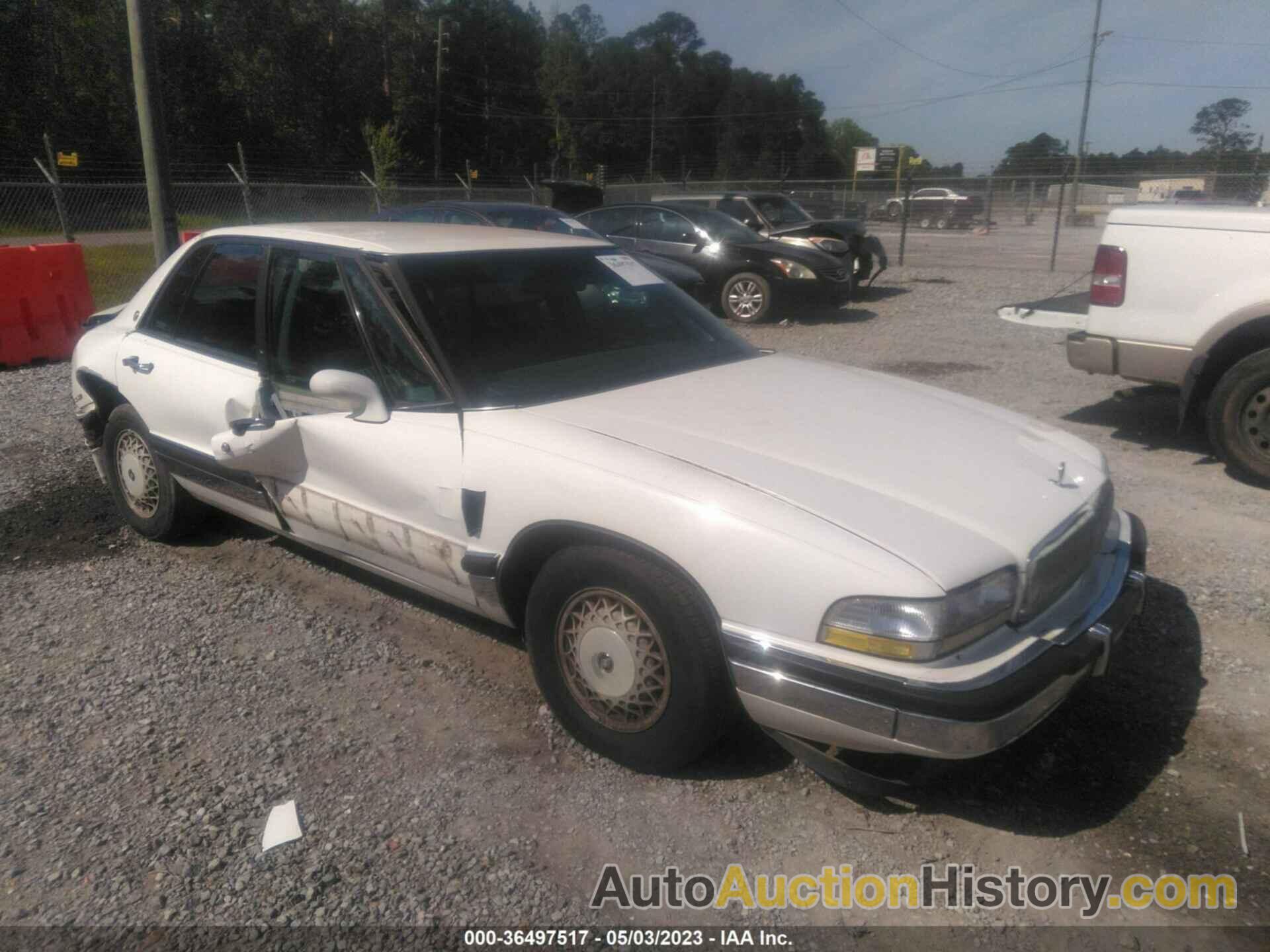 BUICK PARK AVENUE, 1G4CW53L0N1657800