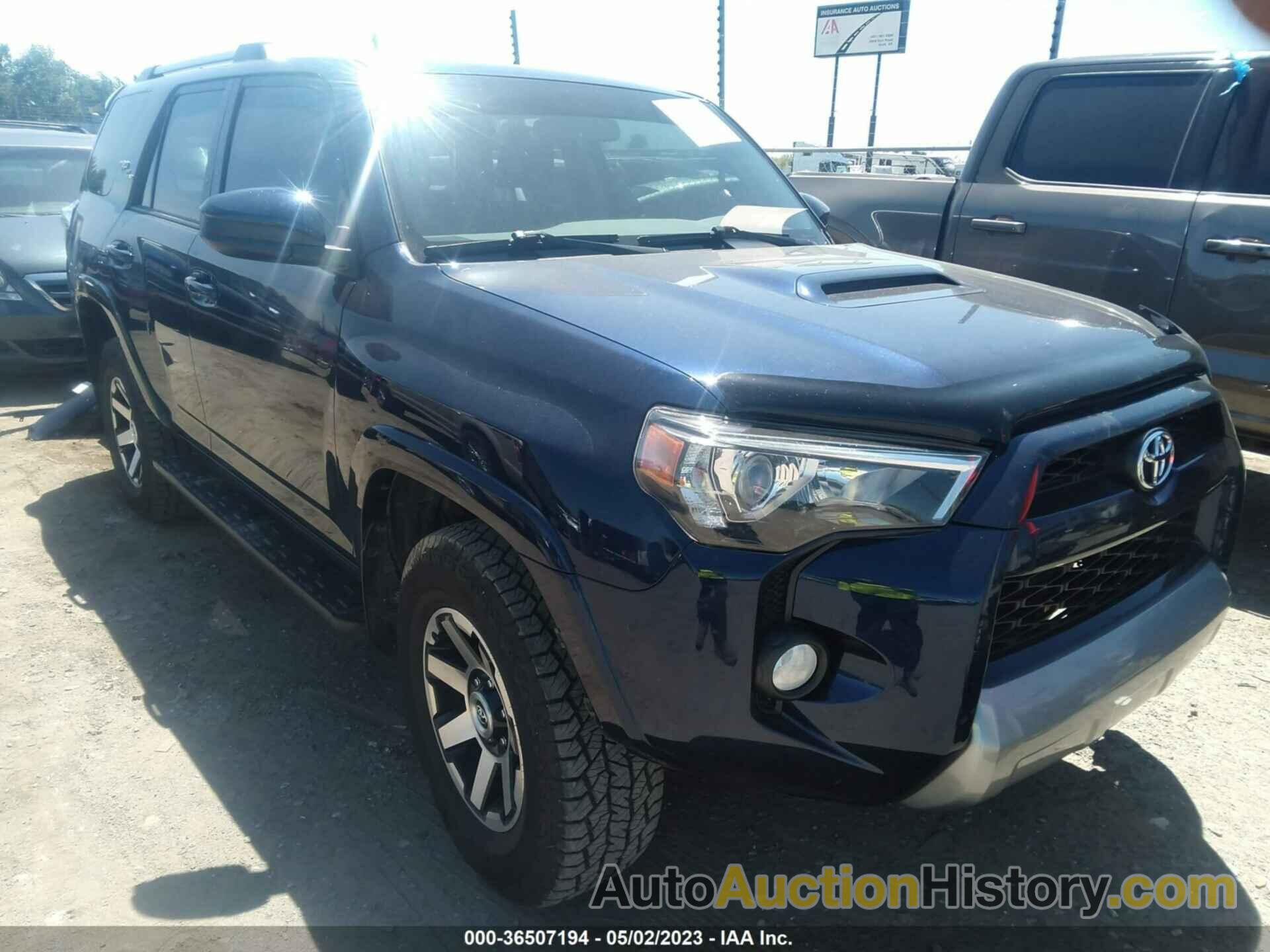 TOYOTA 4RUNNER SR5, JTEBU5JR3J5569397