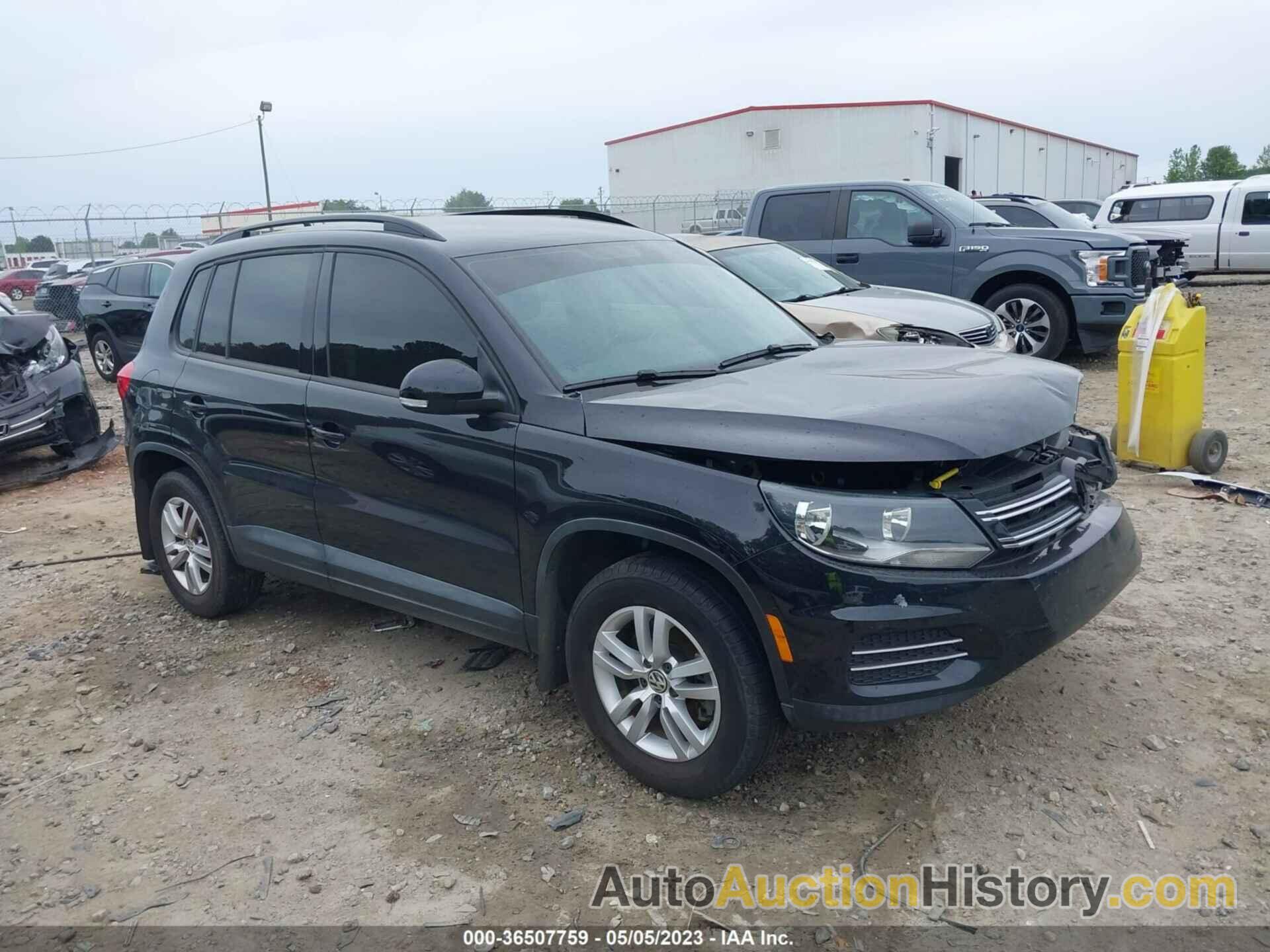 VOLKSWAGEN TIGUAN S, WVGAV7AX6FW615681