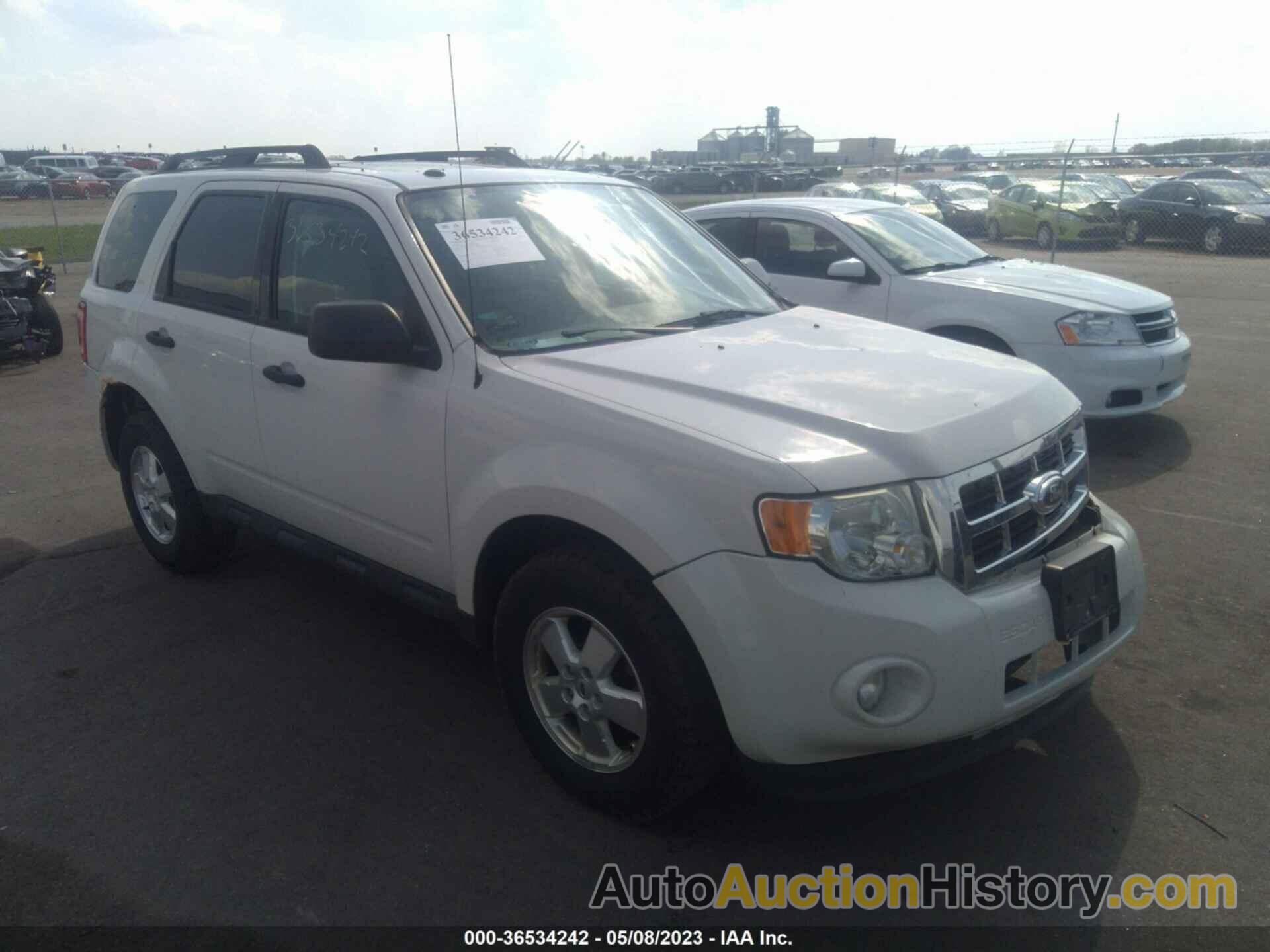 FORD ESCAPE XLT, 1FMCU0D77CKA07380